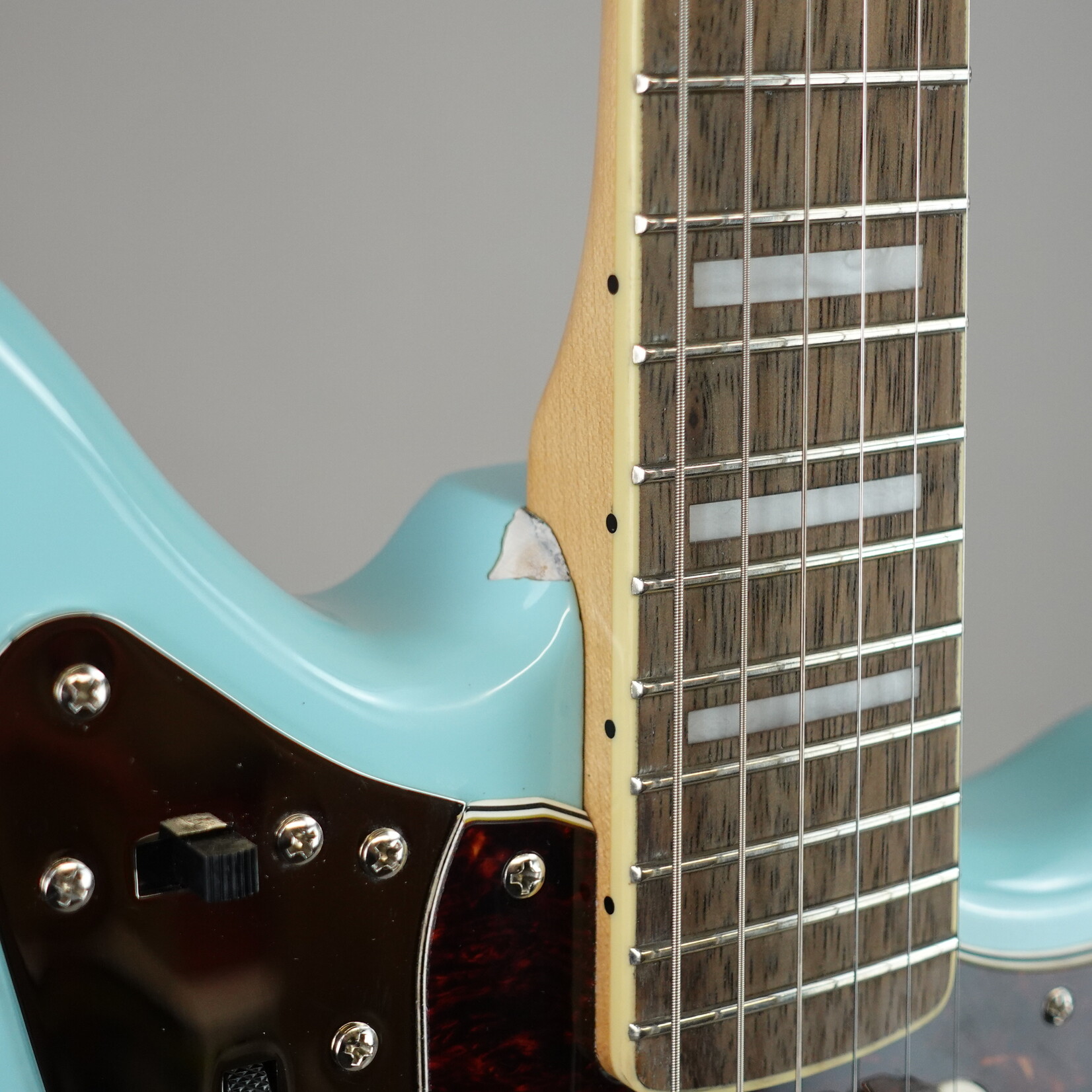 Squier FSR Classic Vibe 70's Jaguar Electric Guitar - Daphne Blue (Used)