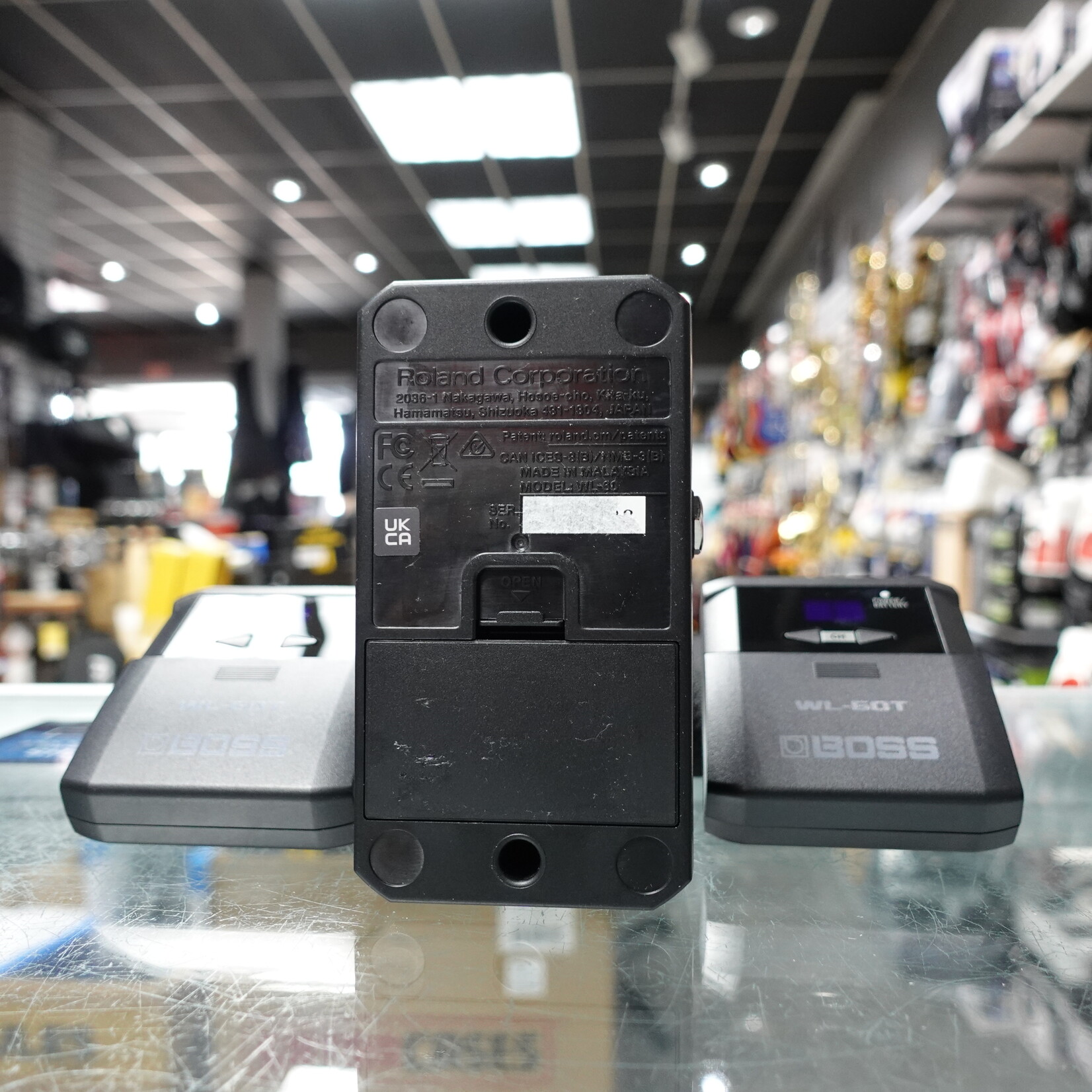 Boss WL-60 Guitar Wireless System W/2 Transmitters - (Used)