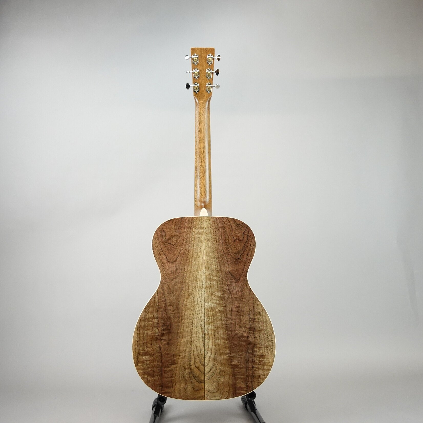 Martin Custom Shop 000-18 Acoustic Guitar W/Hardshell Case - Black Walnut