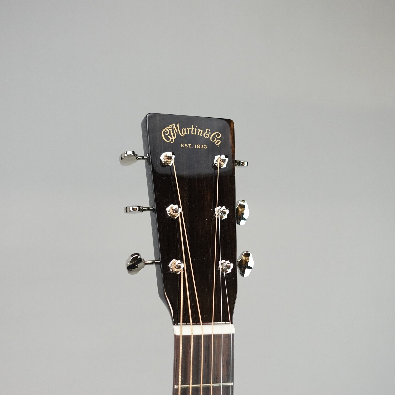 Martin Custom Shop D-18 Custom Dreadnaught W/Hardshell Case - Old Dog