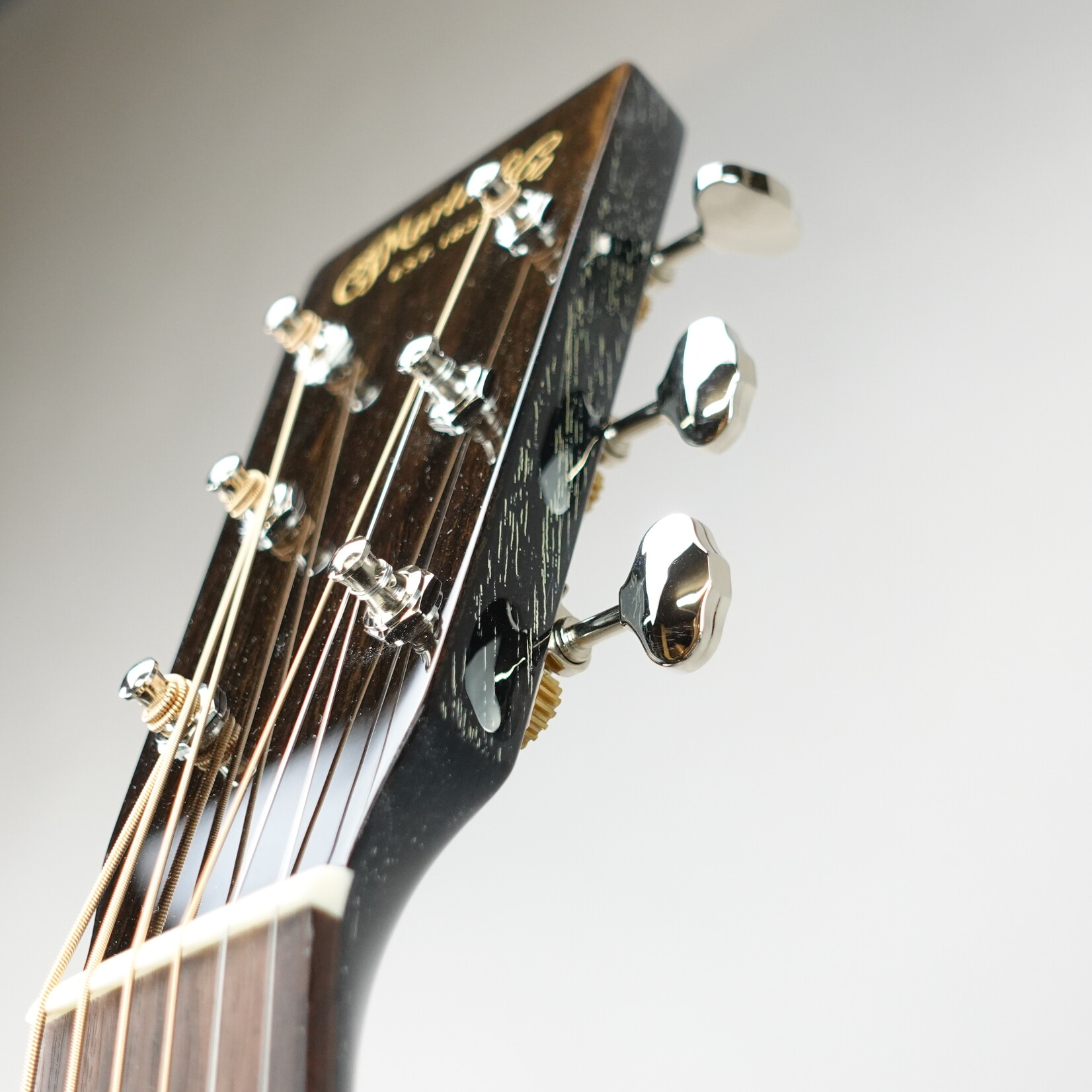 Martin Custom Shop D-18 Custom Dreadnaught W/Hardshell Case - Old Dog