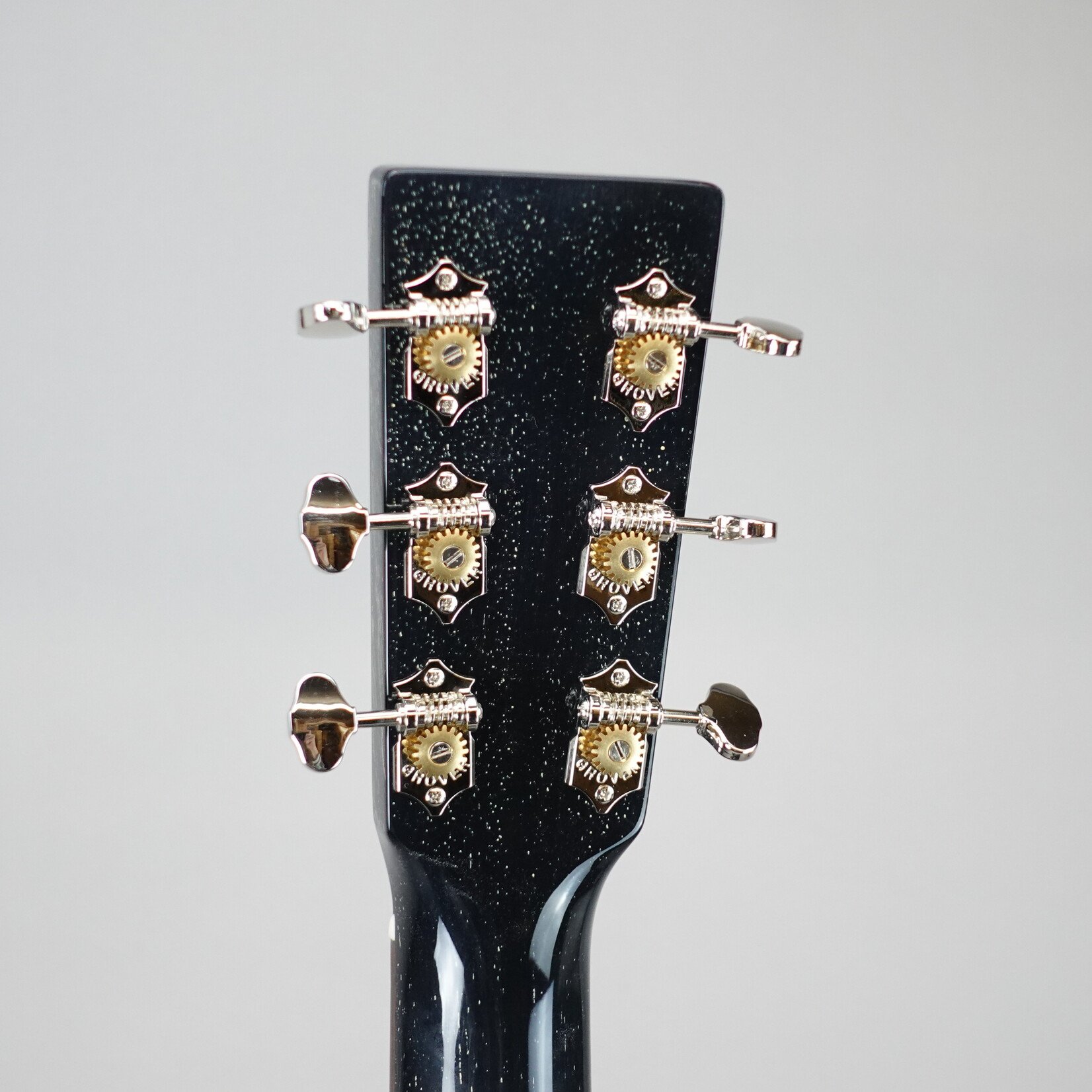 Martin Custom Shop D-18 Custom Dreadnaught W/Hardshell Case - Old Dog