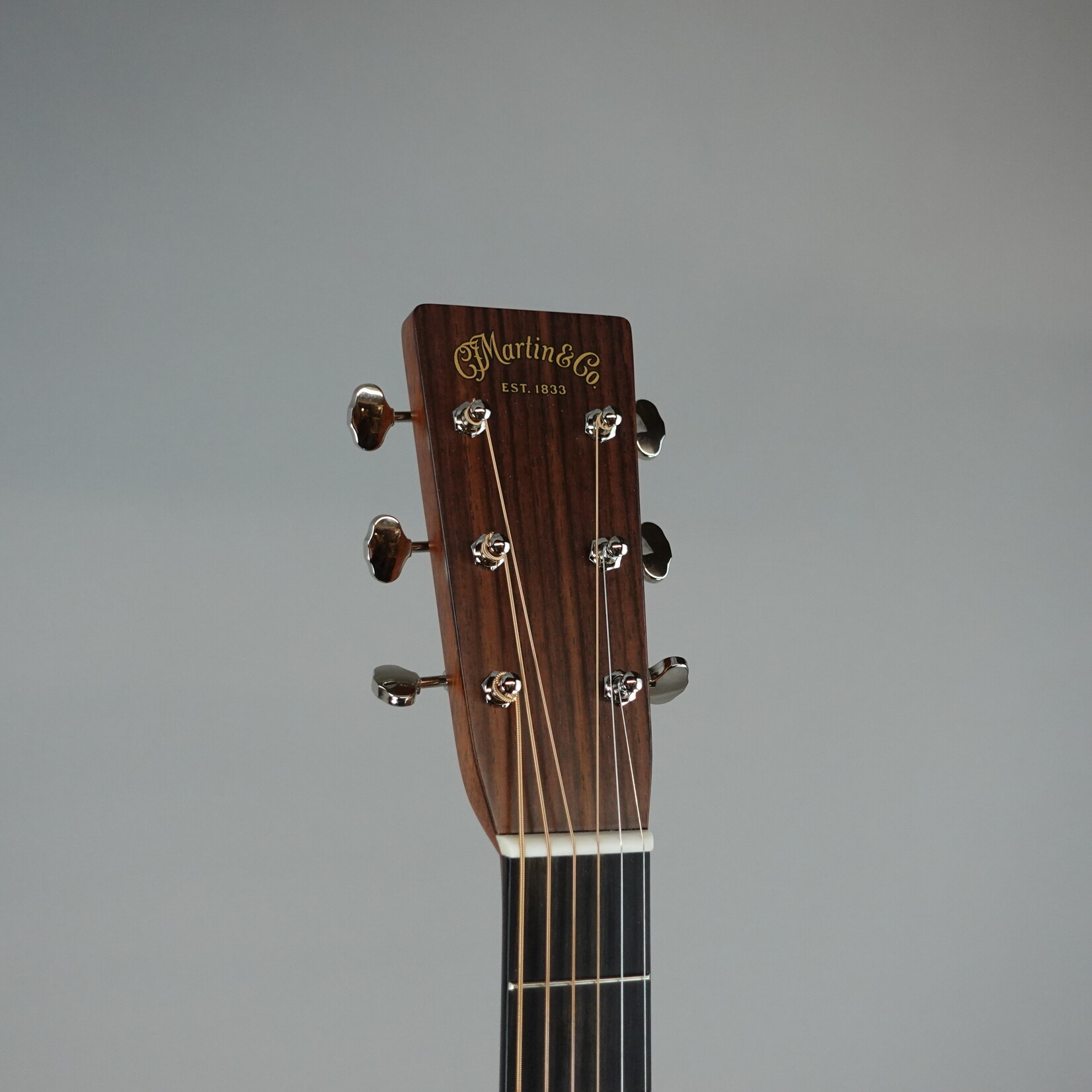 Martin Super HD-28 Acoustic Guitar W/Case - Natural