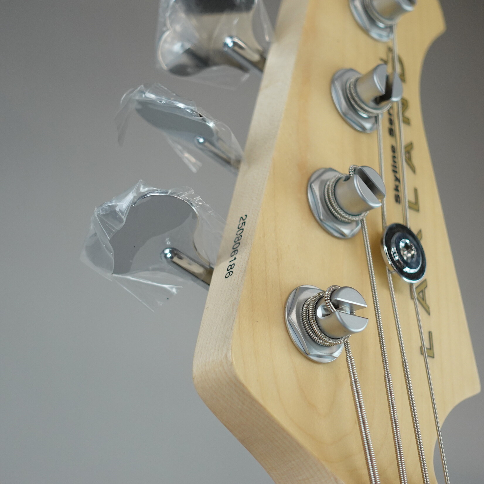 Lakland Skyline Darryl Jones DJ-4 Bass Guitar - Natural with Maple Fingerboard