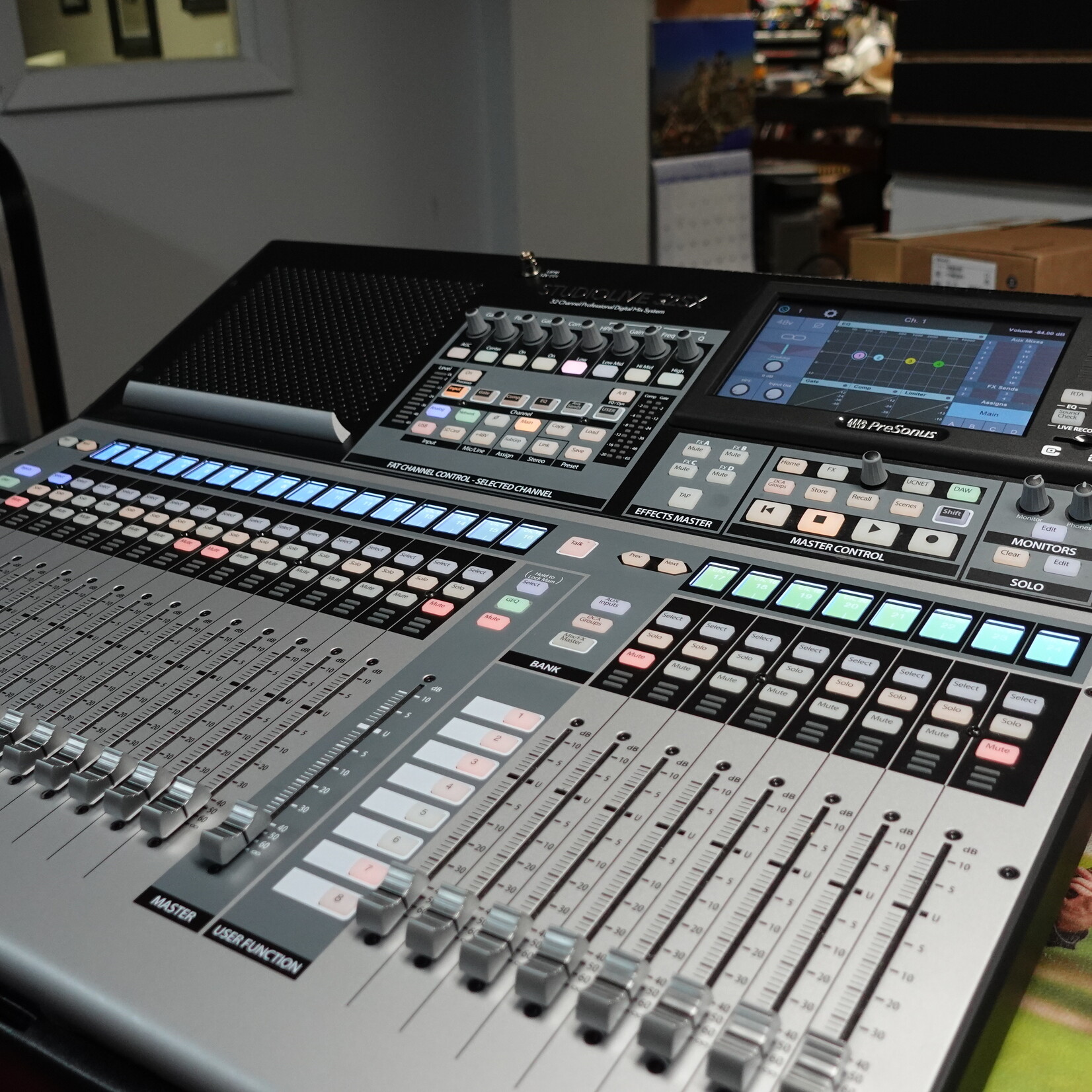 PreSonus StudioLive 32SX 32-Channel Digital Mixer - (Used)