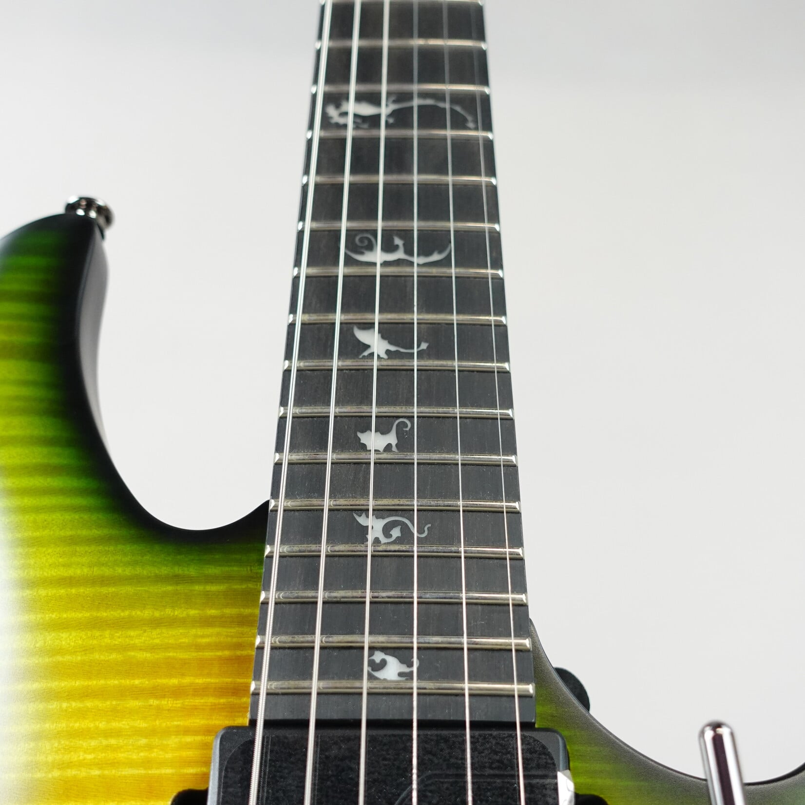 PRS SE Chleo Herman Li Signature Electric Guitar - Mantis Burst