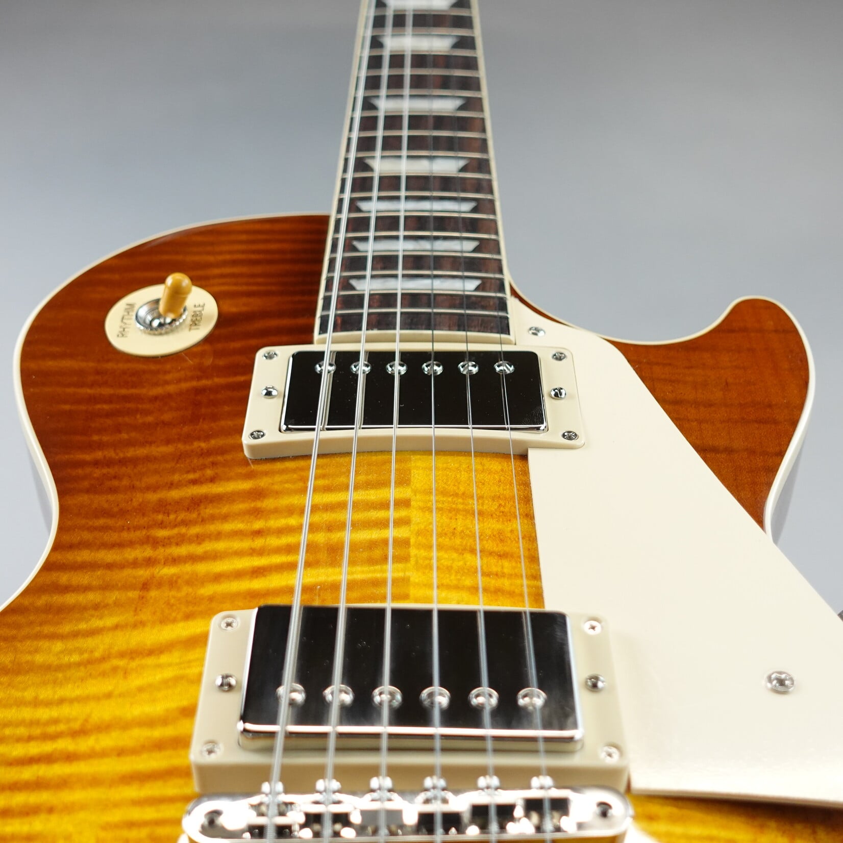 Gibson Les Paul Standard '60s Sugarbucker Pickup Custom Shop Top Electric Guitar W/Case - Dirty Lemon Burst (Used)