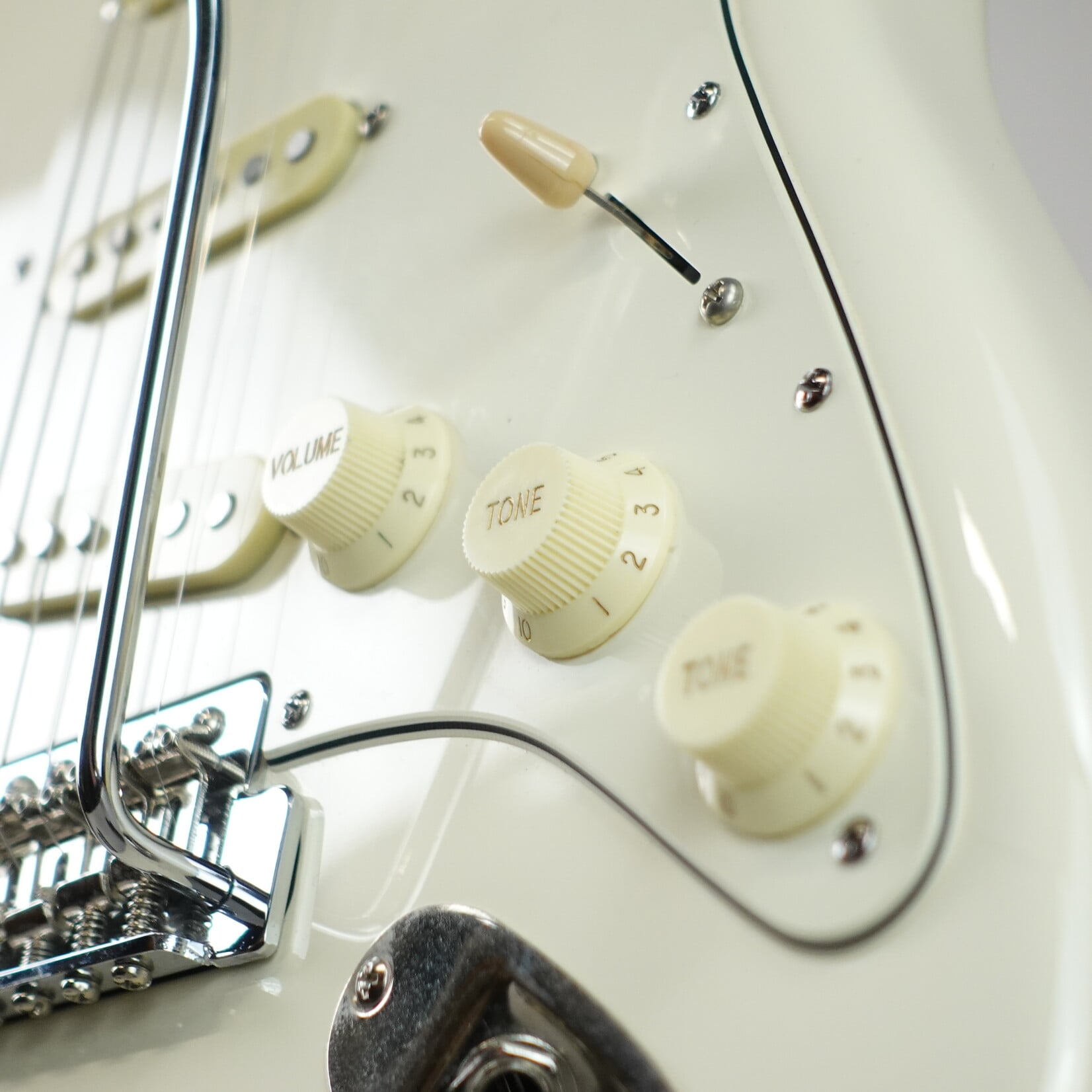 Squier Classic Vibe 50s Stratocaster w/ Maple Neck - Olympic White - (Used)