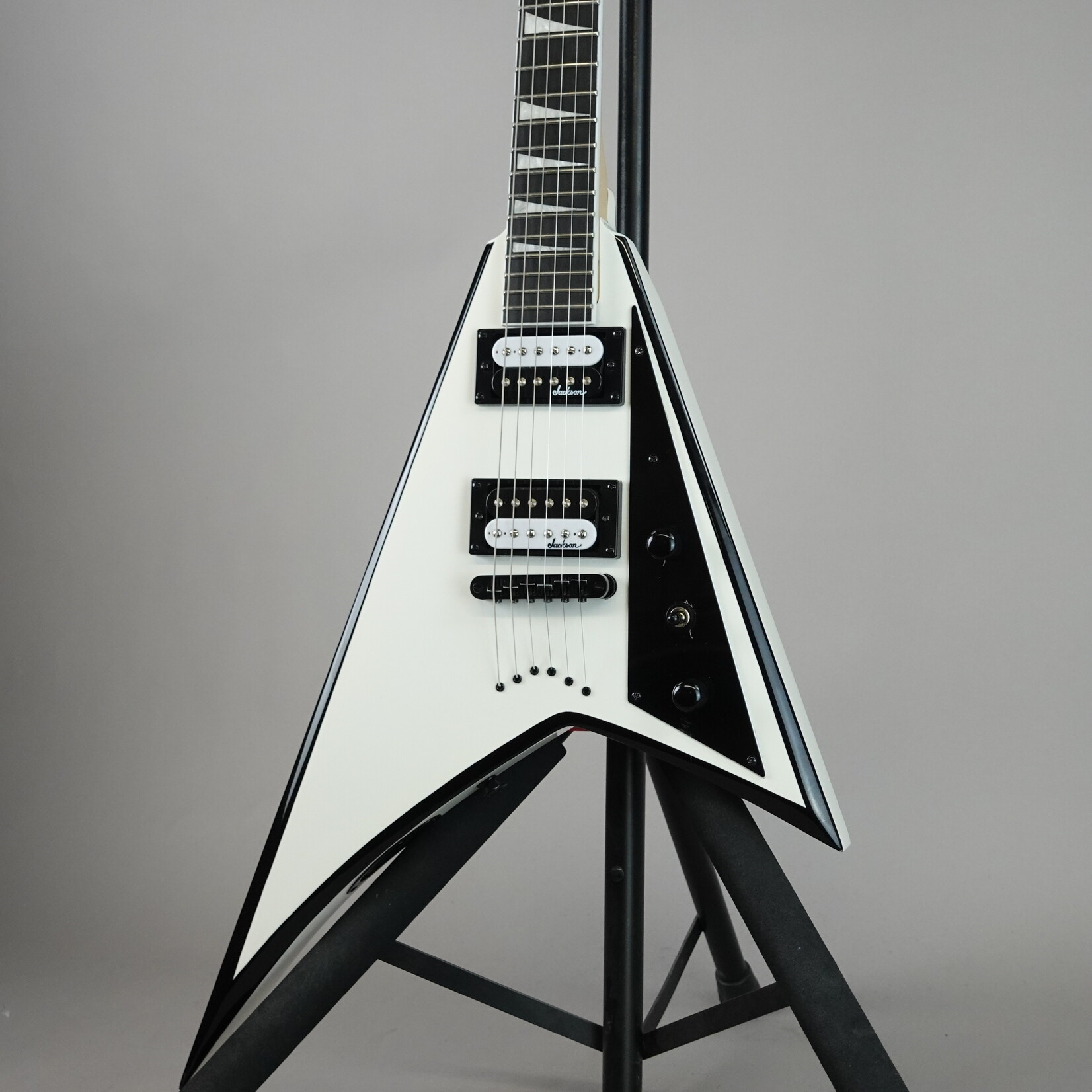 Jackson JS Series Rhoads JS32T, Amaranth Fingerboard - White with Black Bevels (Used)
