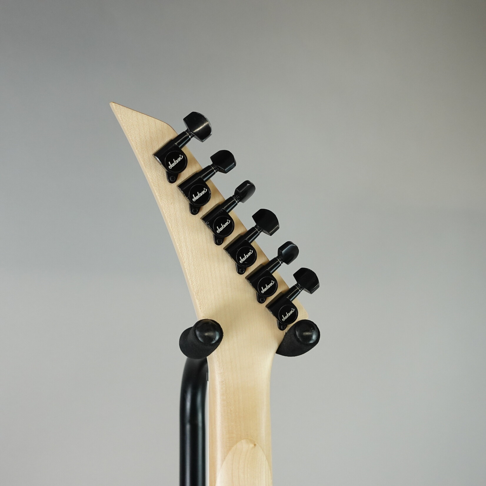 Jackson JS Series Rhoads JS32T, Amaranth Fingerboard - White with Black Bevels (Used)