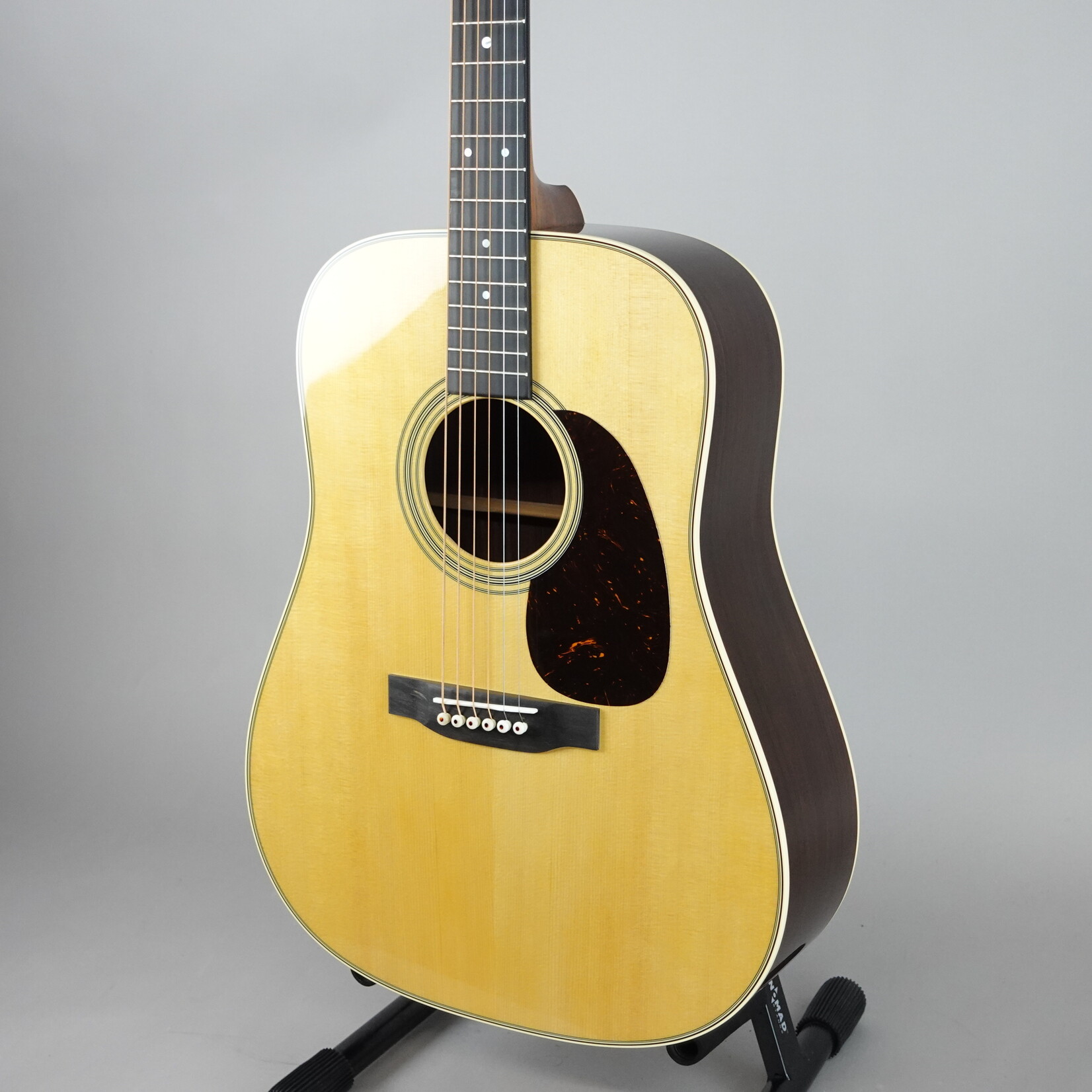 Martin D-28 Standard Series Acoustic Guitar W/Case - Natural W/Aging Toner