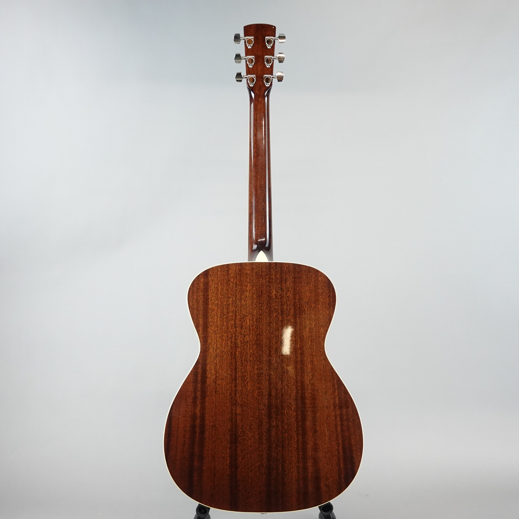 Regal RD30 Round Neck Resonator Guitar - Natural (Used)
