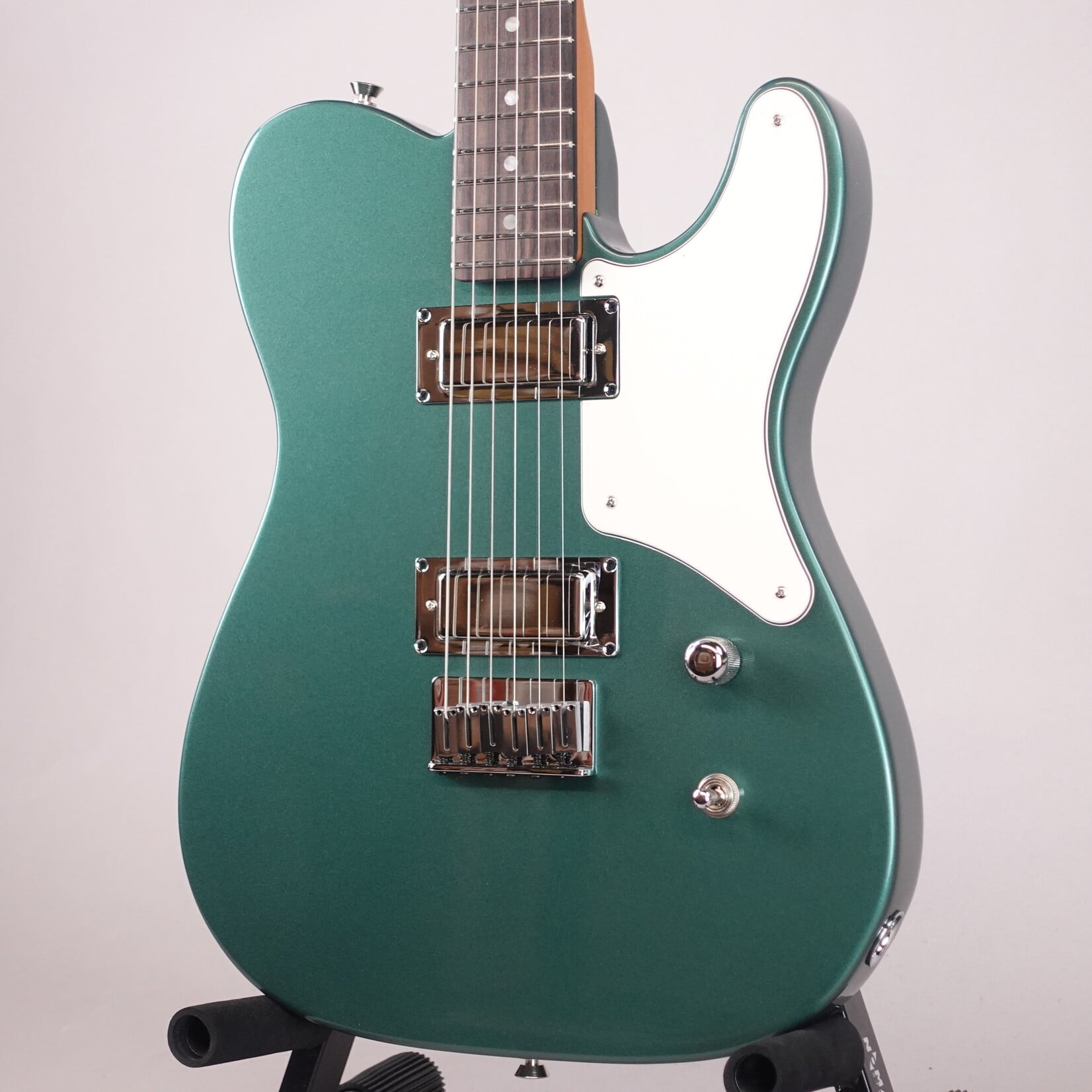 Fender Limited Edition American Cabronita Special, Rosewood Fingerboard W/Case - Sherwood Green Metallic