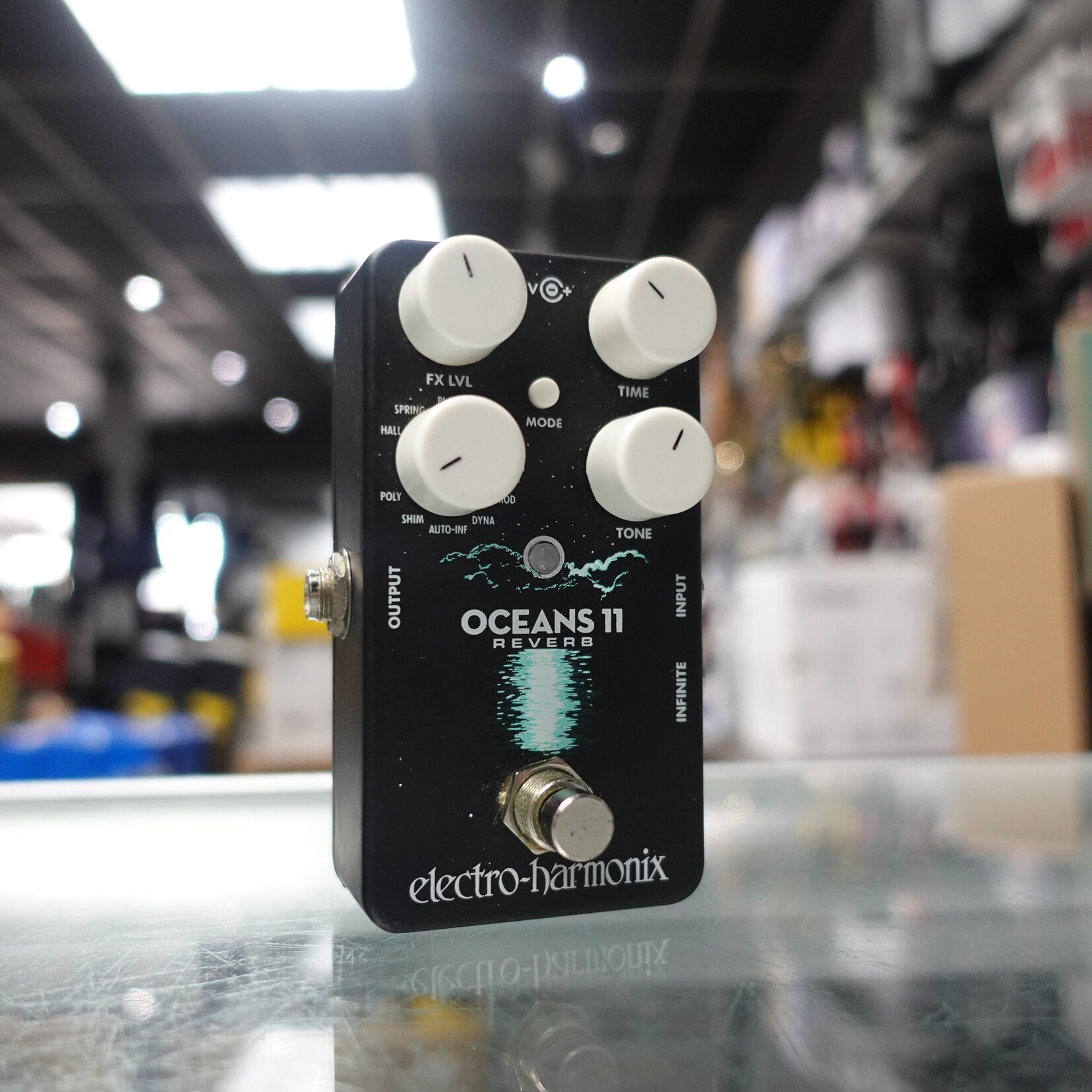 Electro-Harmonix Oceans 11 Reverb Pedal - (Used)