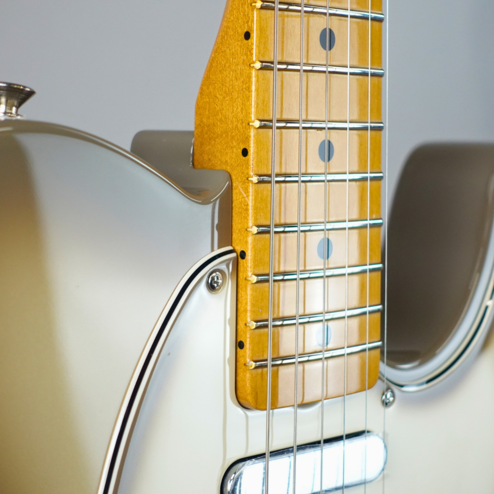 Fender Limited Edition Vintera® '60s Telecaster®, Maple Fingerboard - Antigua
