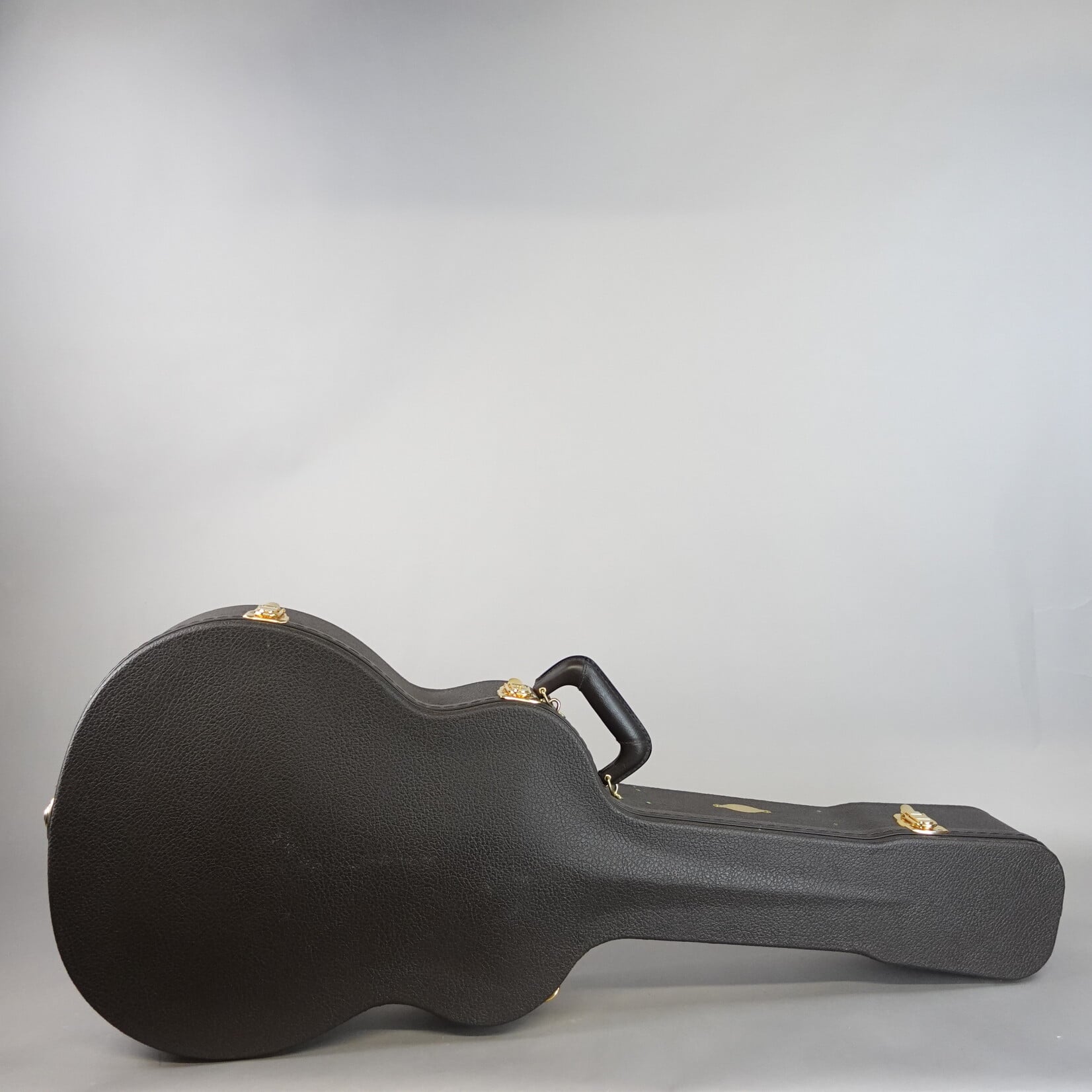 Taylor 600-SPEC Acoustic-Electric Guitar W/Case - Natural (Used)