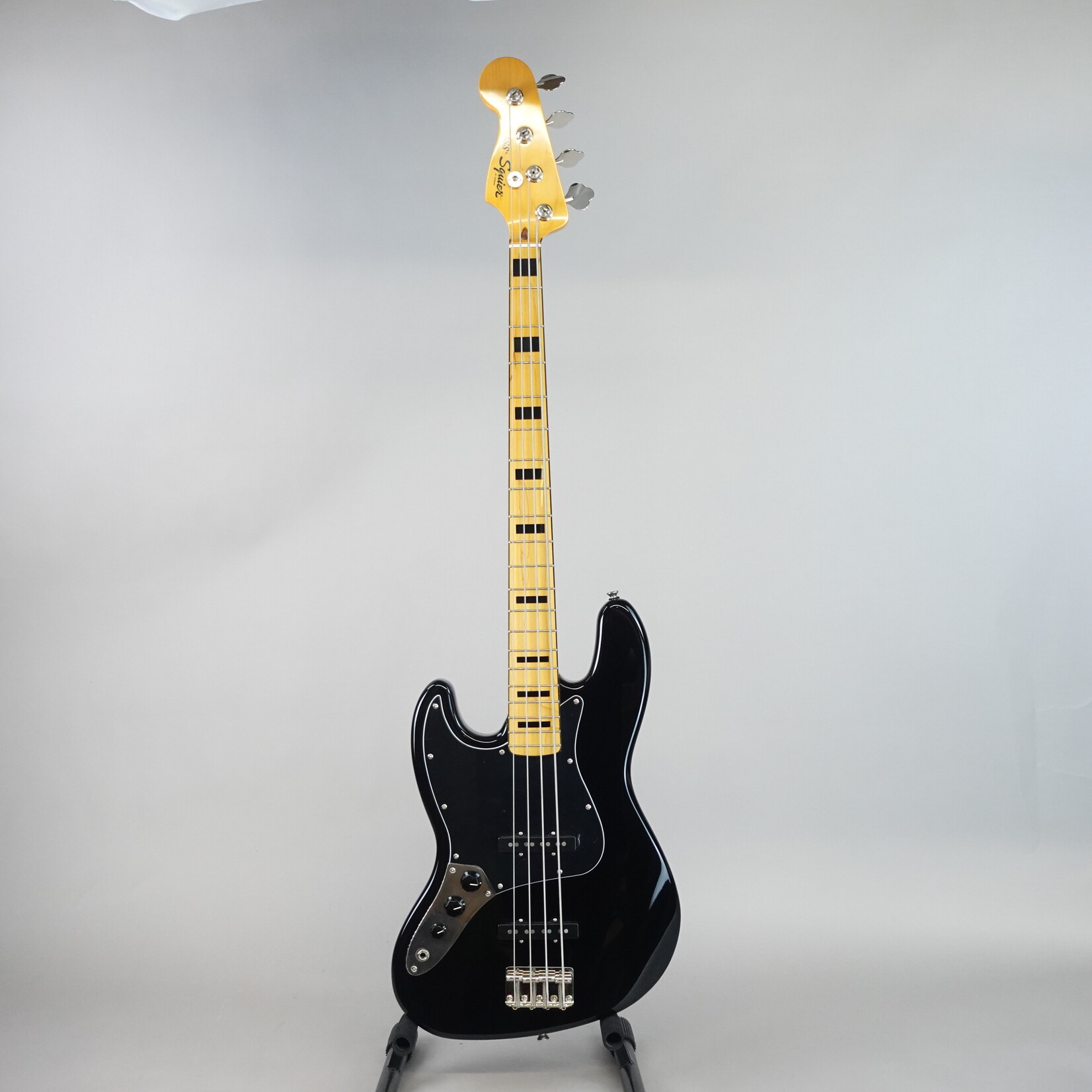 Squier Classic Vibe '70s Jazz Bass Left-Handed Maple Fingerboard - Black (Used)