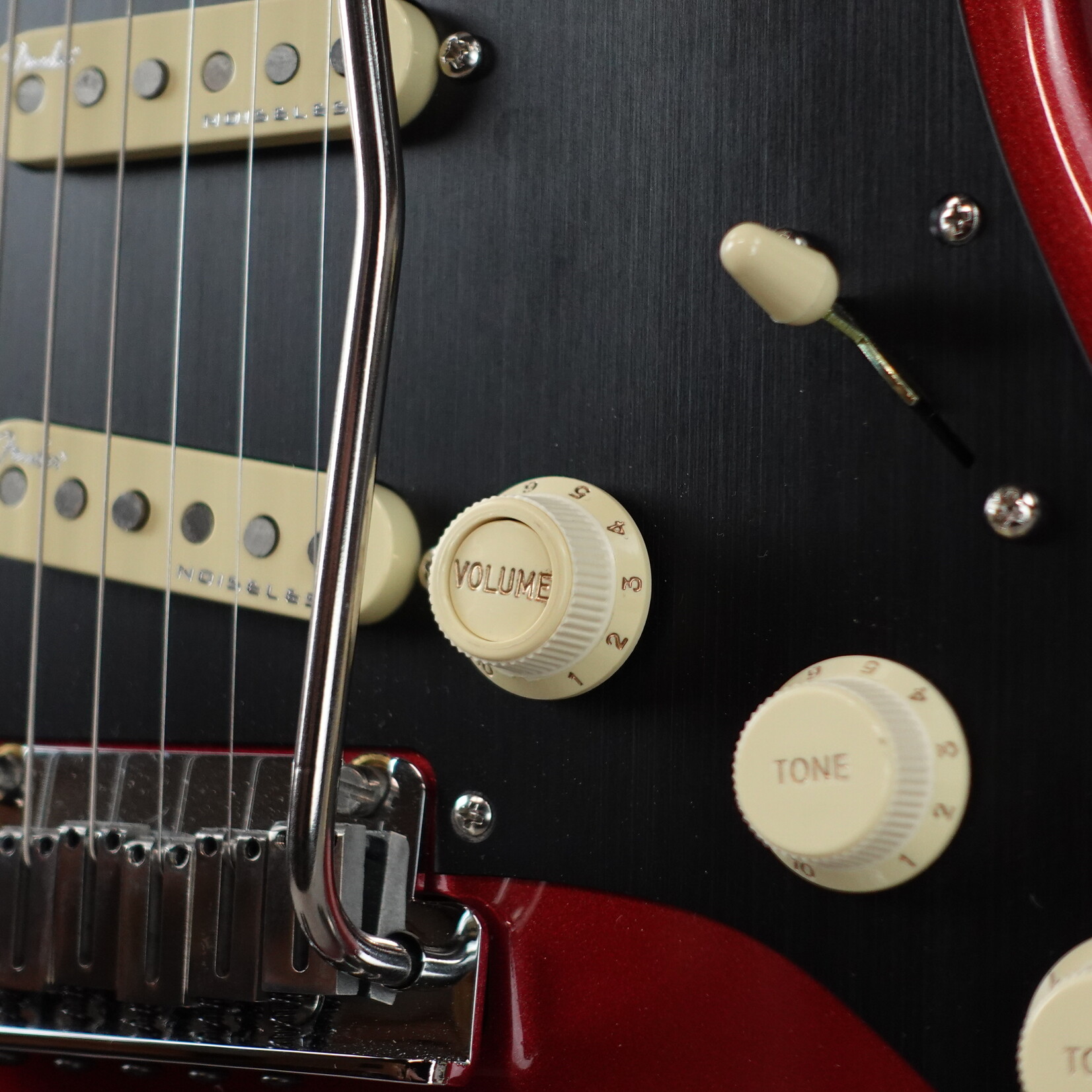 Fender American Ultra II Stratocaster SSS Electric Guitar, Maple Fingerboard W/Case - Sinister Red