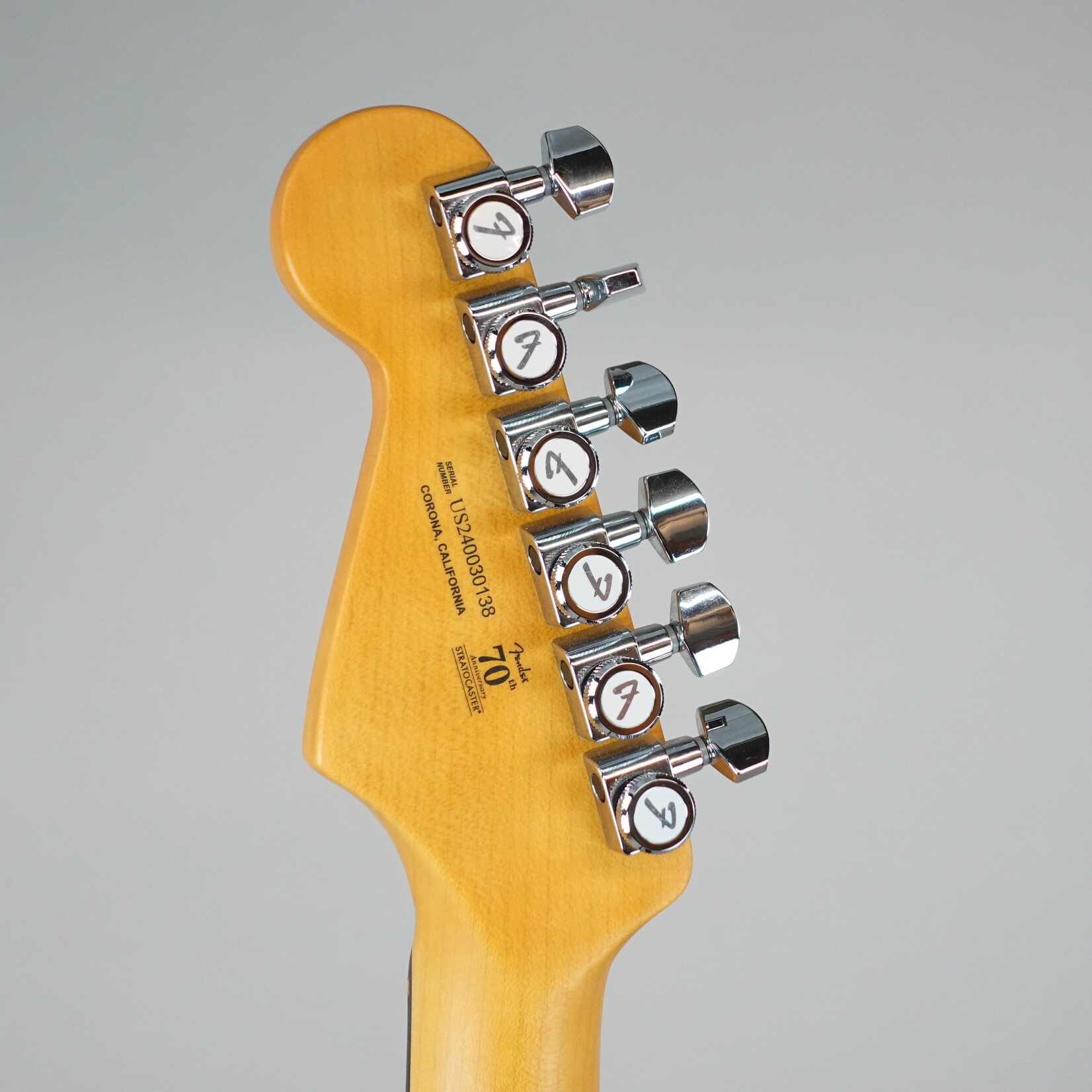 Fender American Ultra II Stratocaster®, Ebony Fingerboard - Ultraburst
