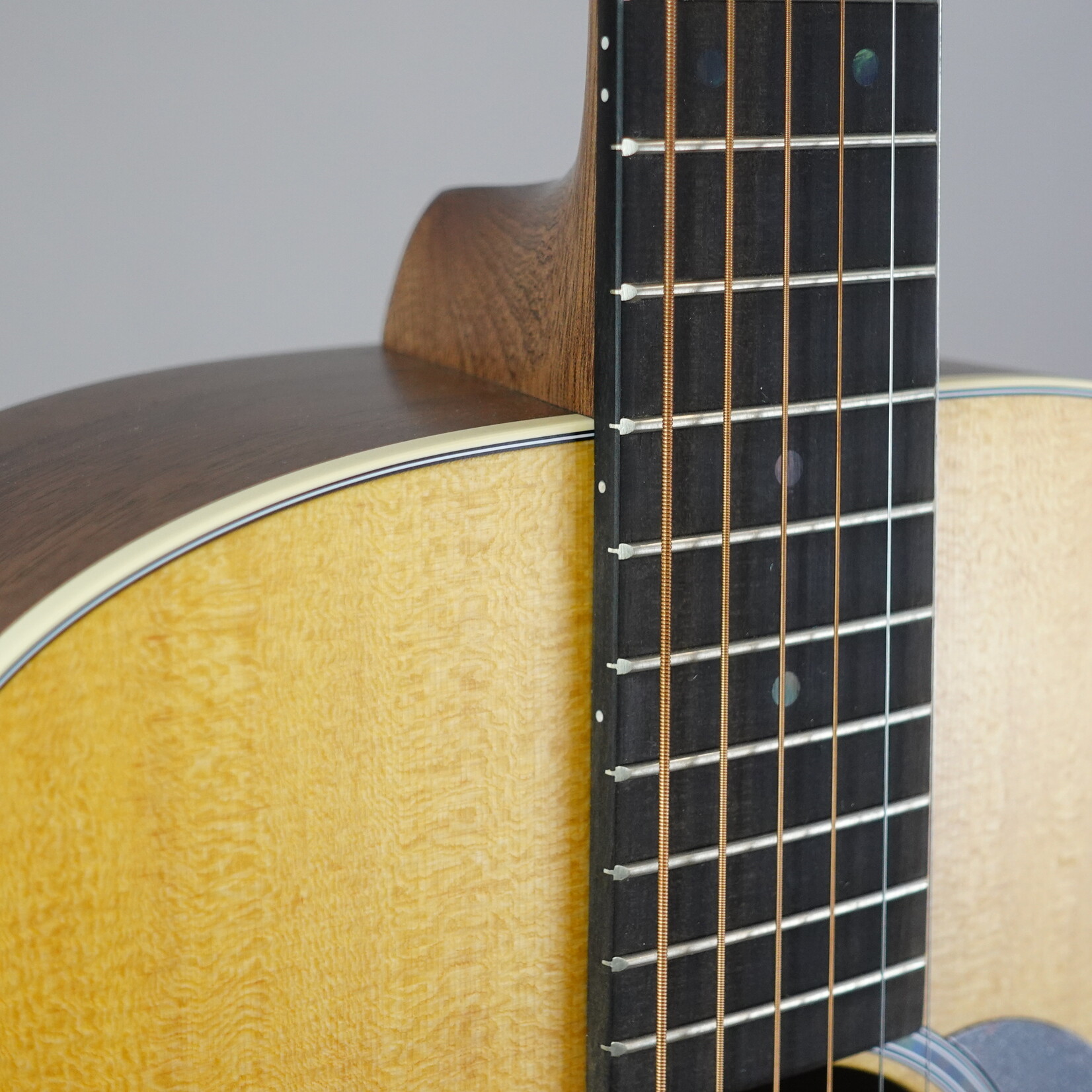 Martin D Jr E Junior Series Acoustic-Electric Guitar W/Gig Bag - Satin Walnut