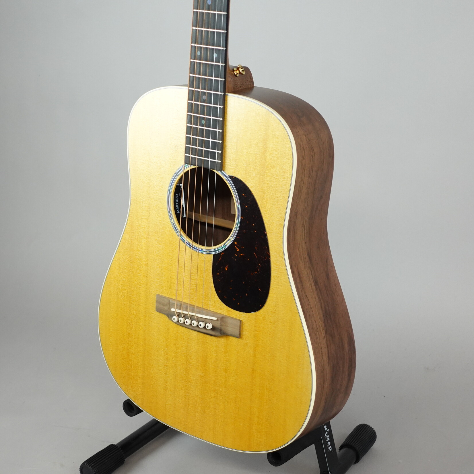 Martin D Jr E Junior Series Acoustic-Electric Guitar W/Gig Bag - Satin Walnut