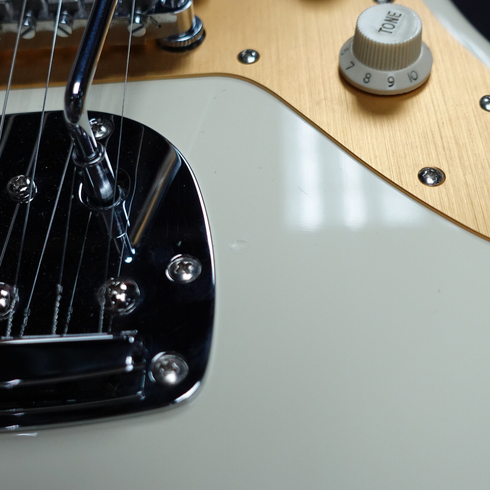 Squier J Mascis Jazzmaster Electric Guitar - Vintage White (Used)
