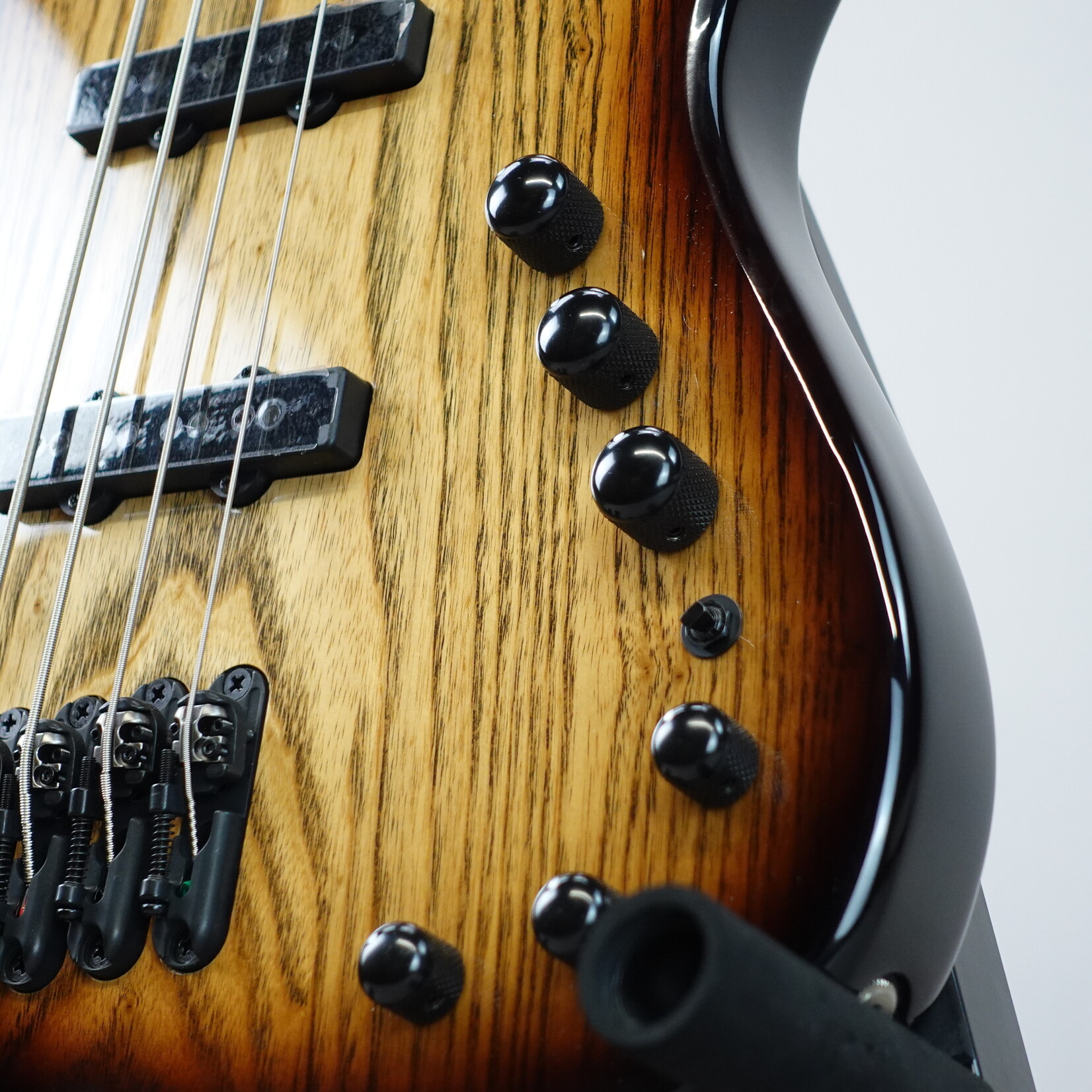 Ibanez Mode MDM1300 Electric Bass Guitar - Natural Stained Amber Burst