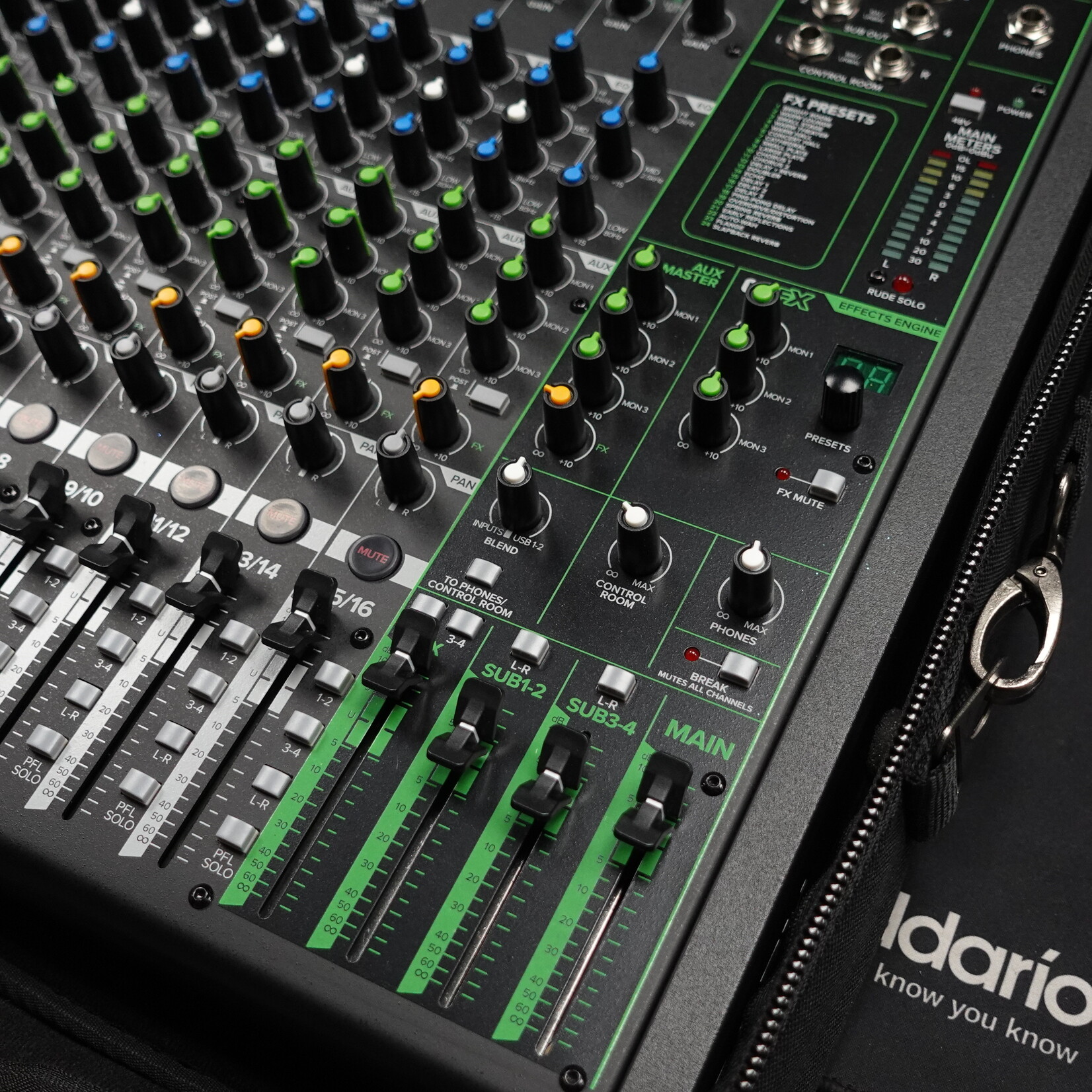 Mackie ProFX16v3 16 Channel Mixer W/Carry Bag - (Used)