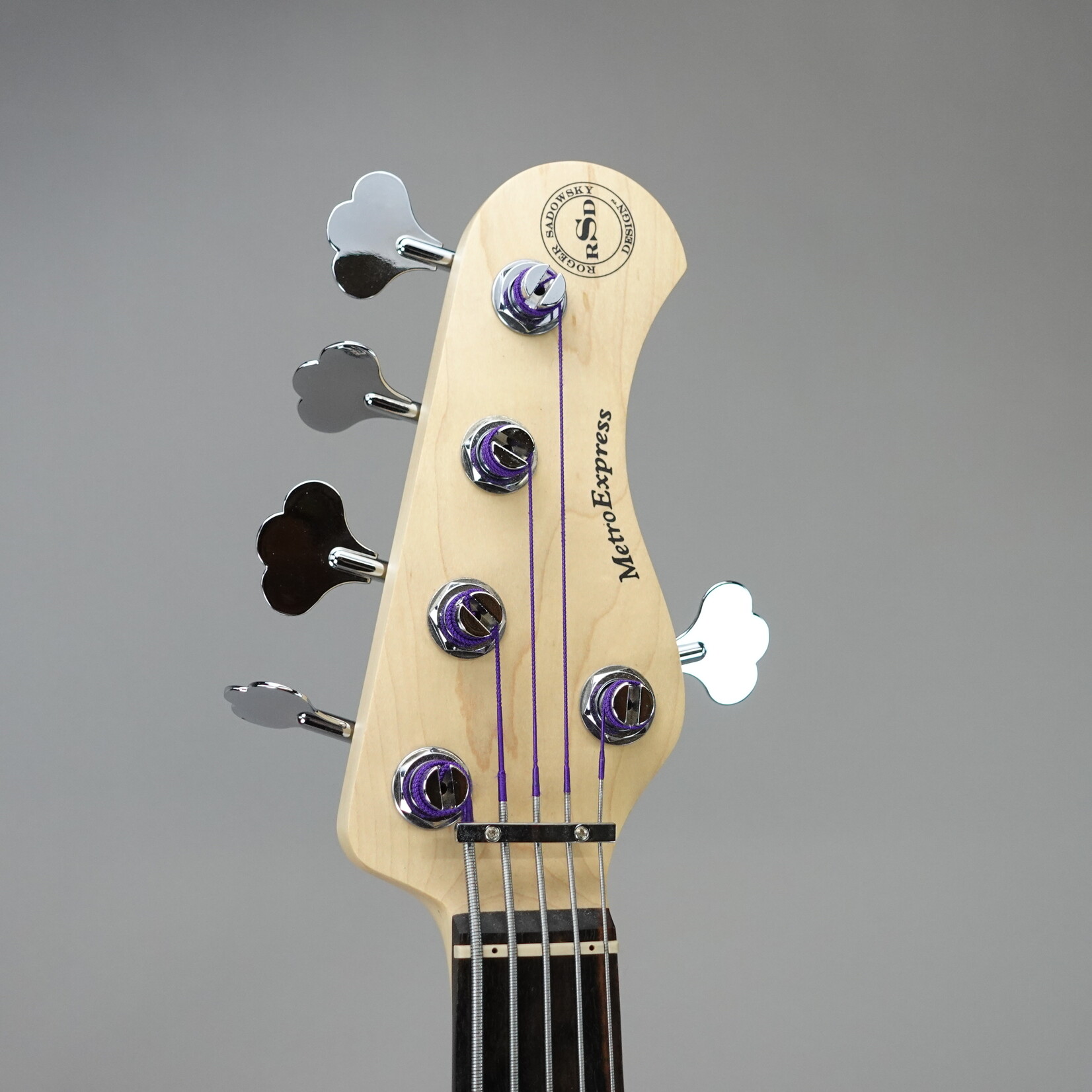 Sadowsky MetroExpress Hybrid P/J 5-String Fretless Bass W/Gig Bag - (Used)