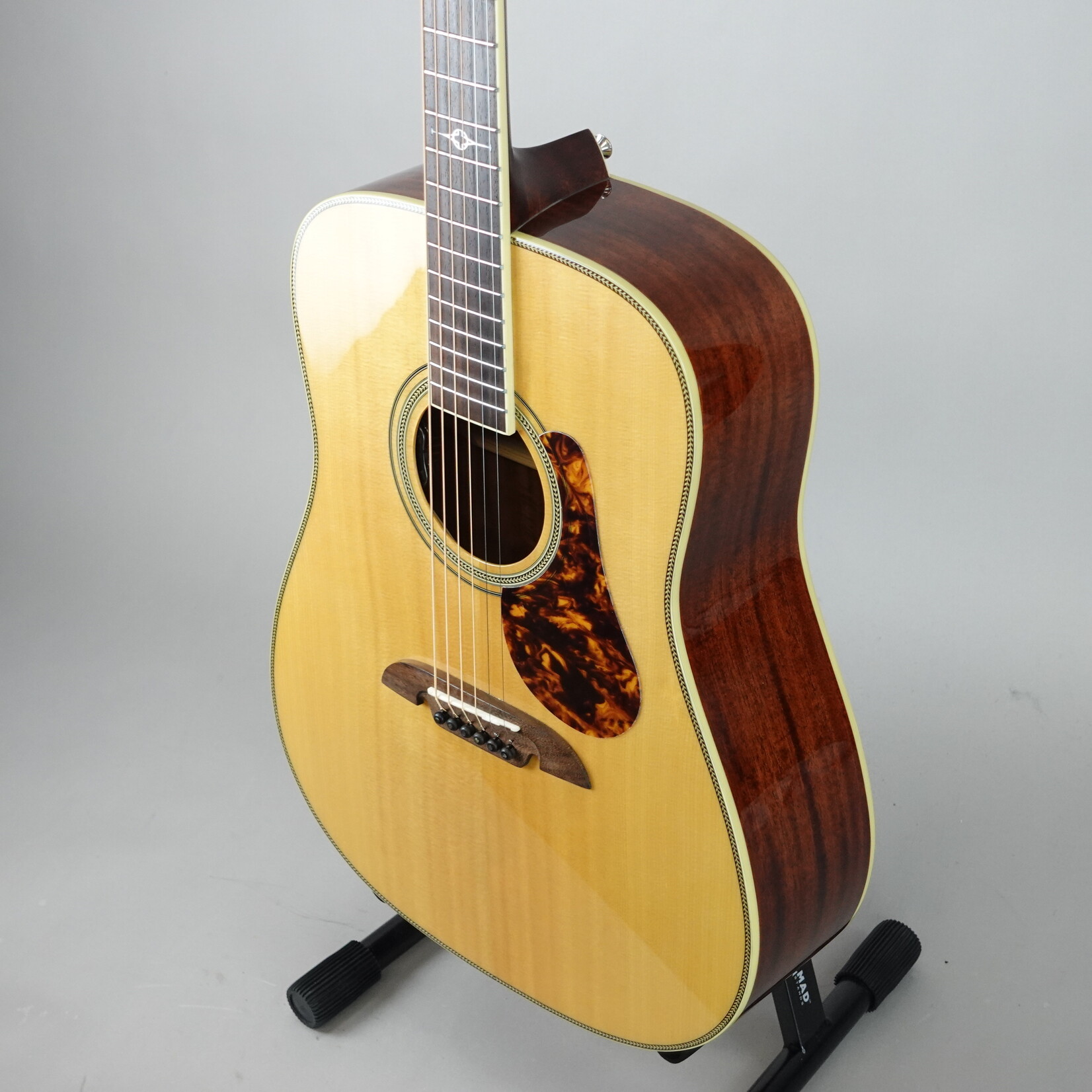 Alvarez MD60e Herringbone Acoustic-Electric Guitar - Natural (Used)