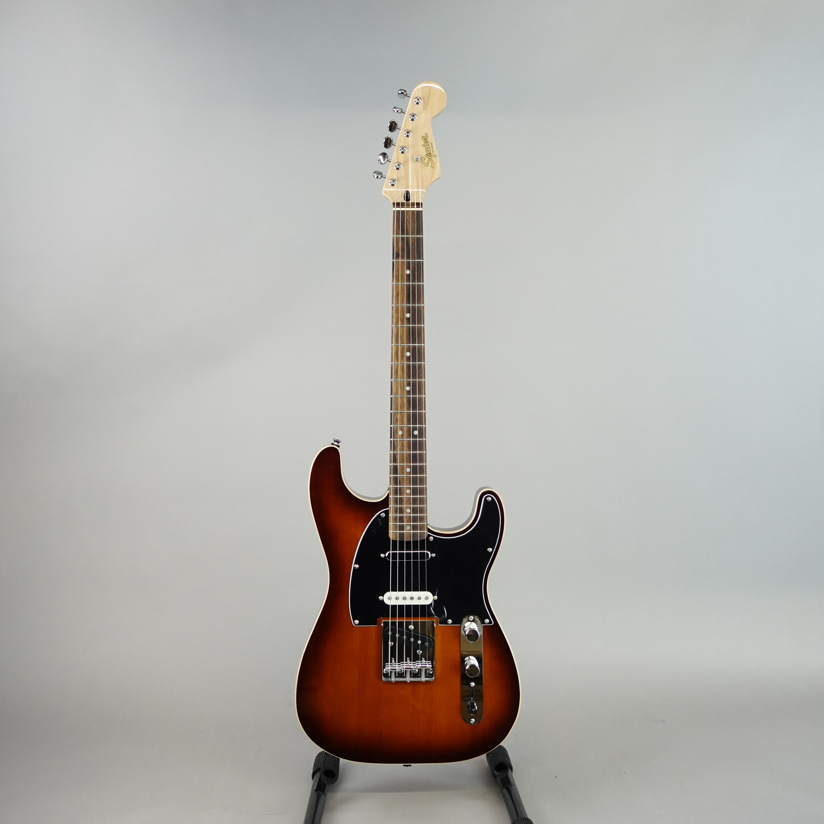 Squier Paranormal Custom Nashville Stratocaster - Chocolate 2-Color Sunburst (Used)