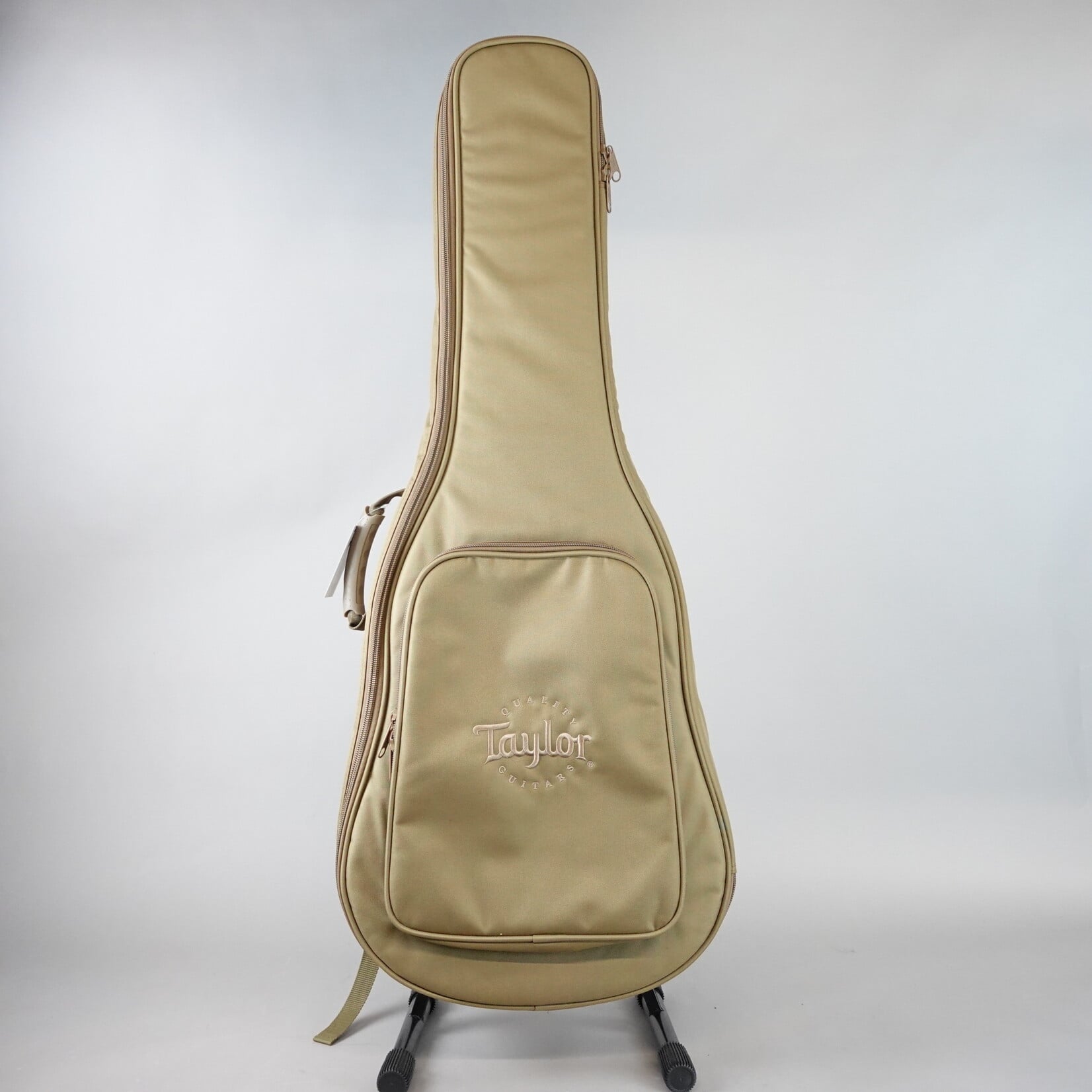 Taylor Academy 10e Acoustic-Electric Guitar W/Gig Bag - (Used)