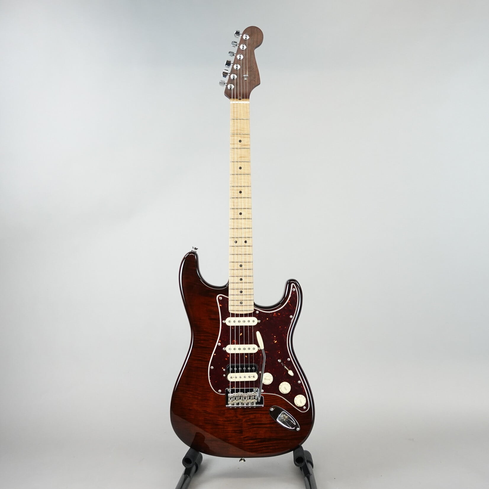 Fender Rarities Flame Maple Top Solid Rosewood Fingerboard W/Case - (Used)