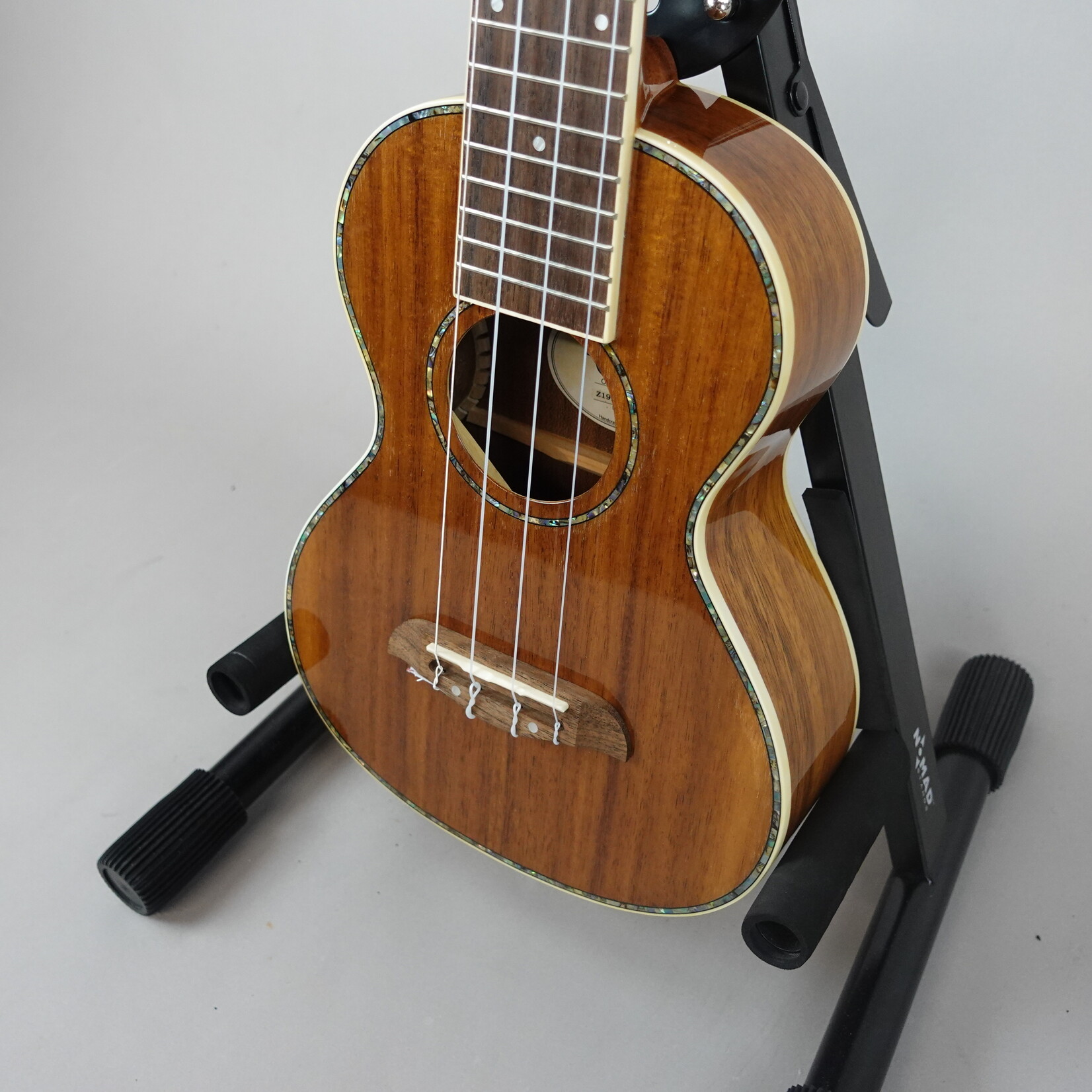 Oscar Schmidt Wide Neck Tenor Ukulele- Natural Koa w/ Gig Bag (Used)