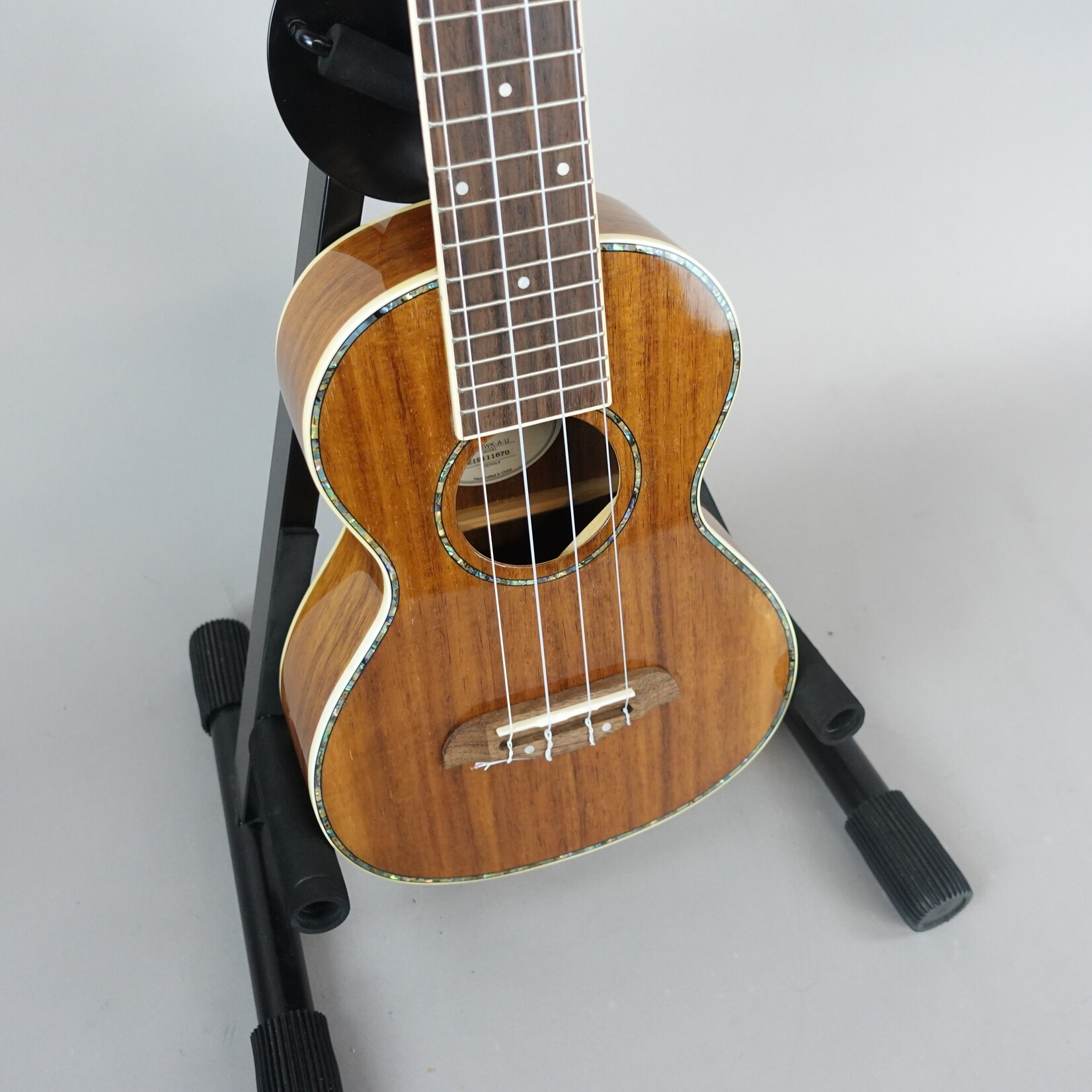 Oscar Schmidt Wide Neck Tenor Ukulele- Natural Koa w/ Gig Bag (Used)