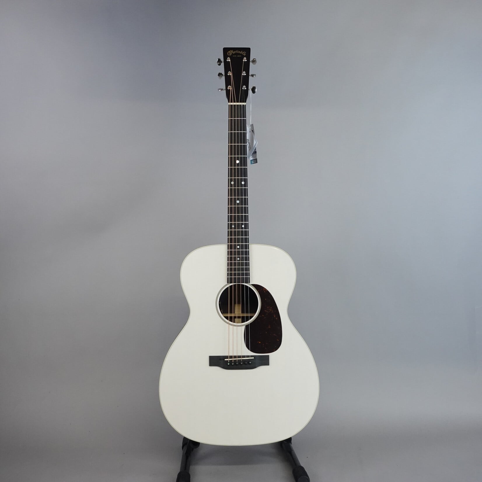 Martin J-16E Acoustic-Electric Guitar W/Softshell Case - Cream