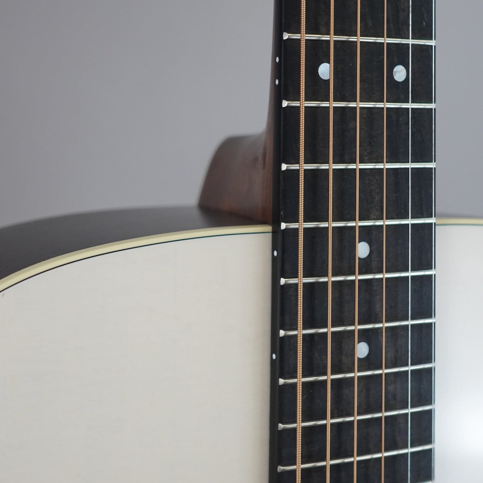 Martin J-16E Acoustic-Electric Guitar W/Softshell Case - Cream
