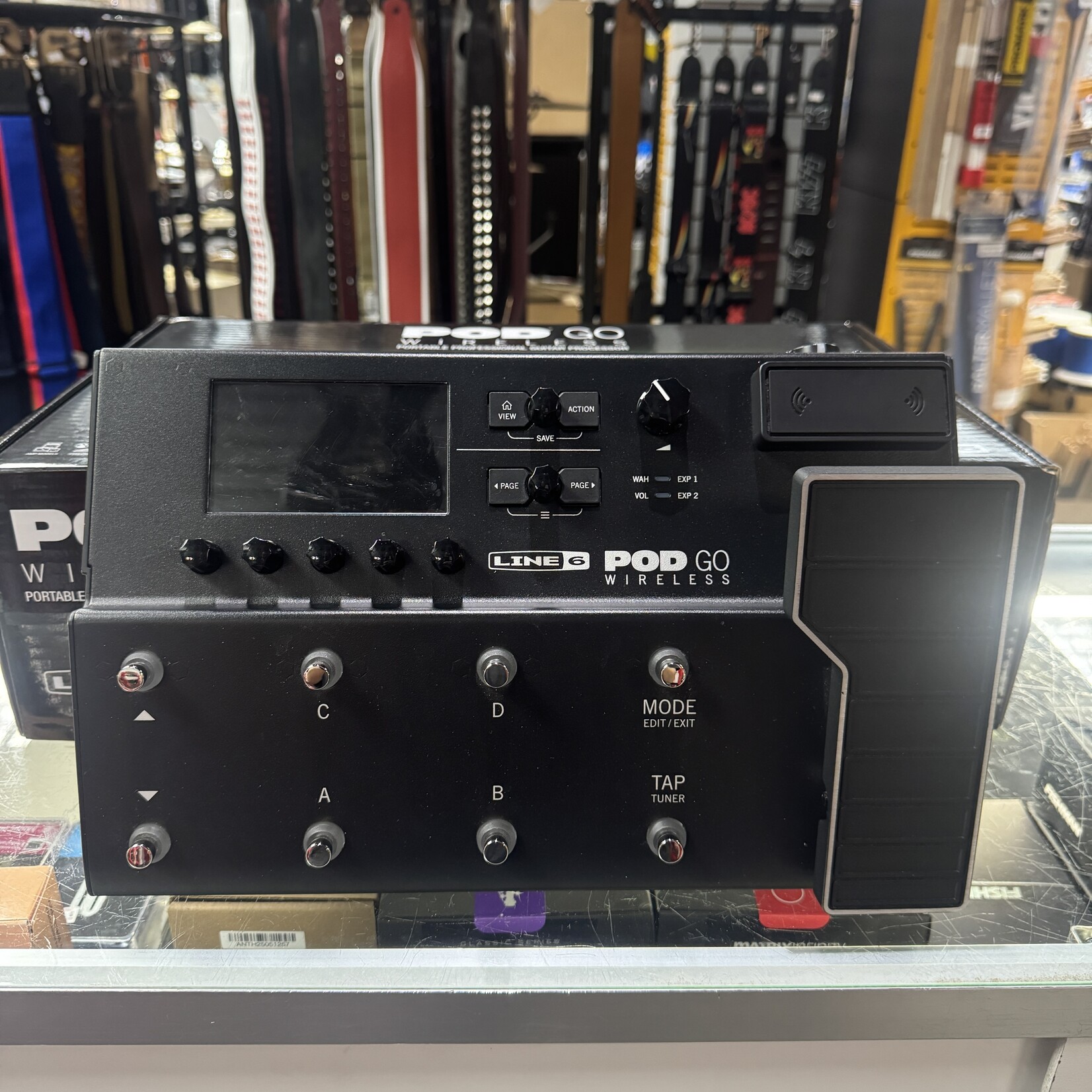 Line 6 POD Go Wireless Multi Effect & Amp Modeler - (Used)
