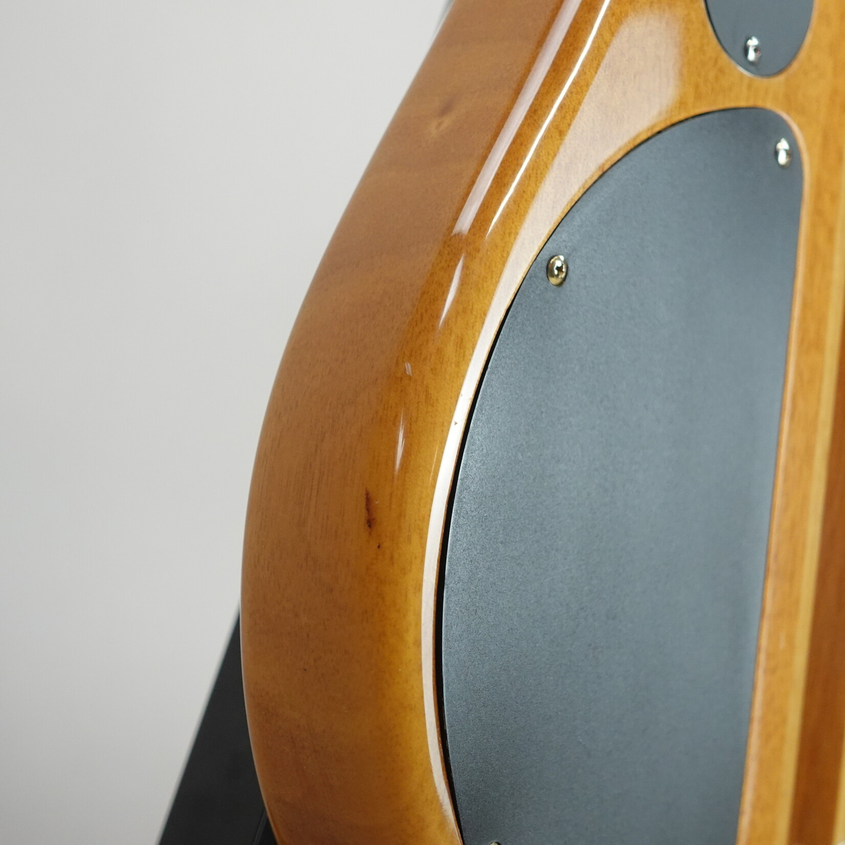 Peavey Cirrus BXP Electric Bass - Tiger Eye (Used)