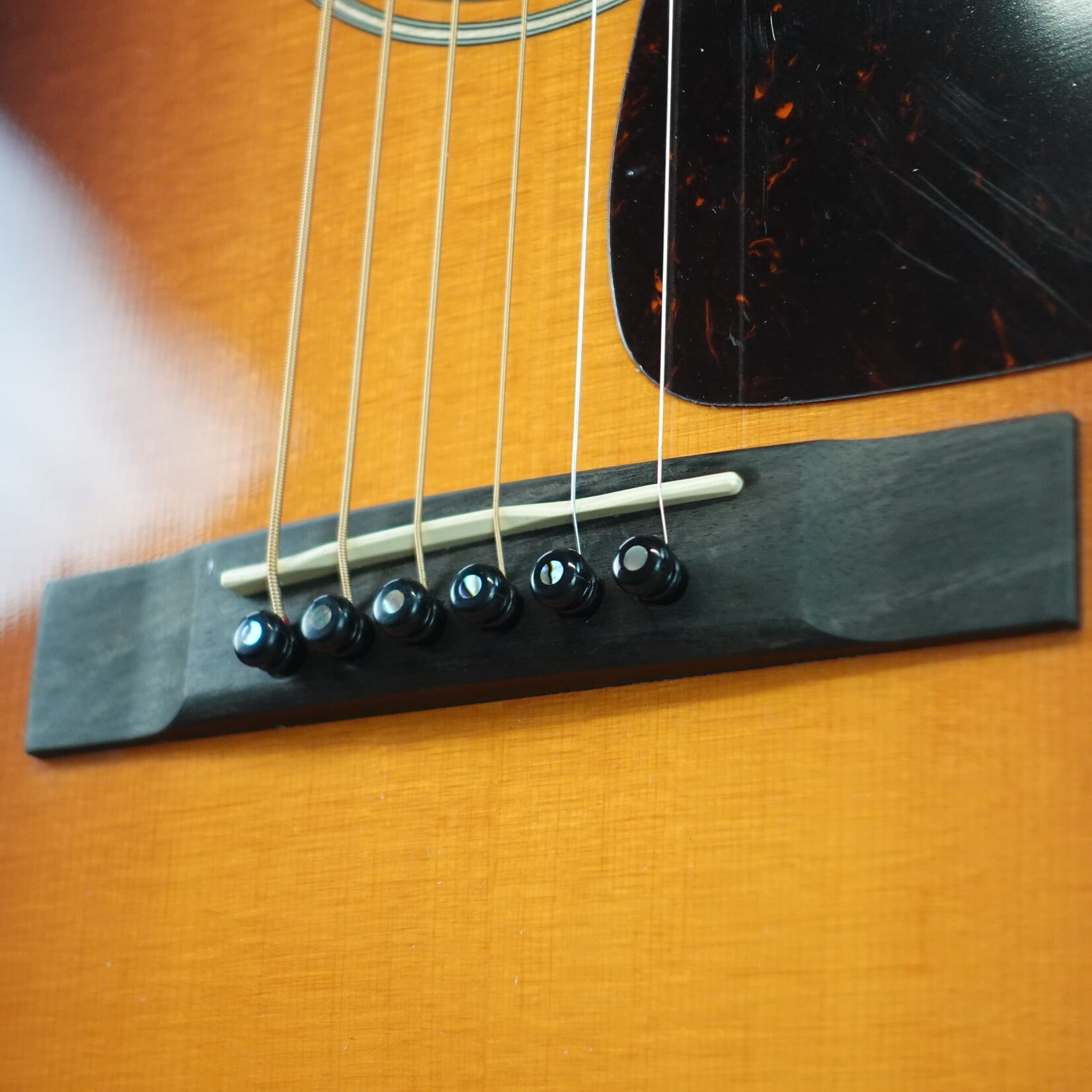 Martin DSS-16E Acoustic-Electric Guitar W/Softshell Case - 1935 Sunburst