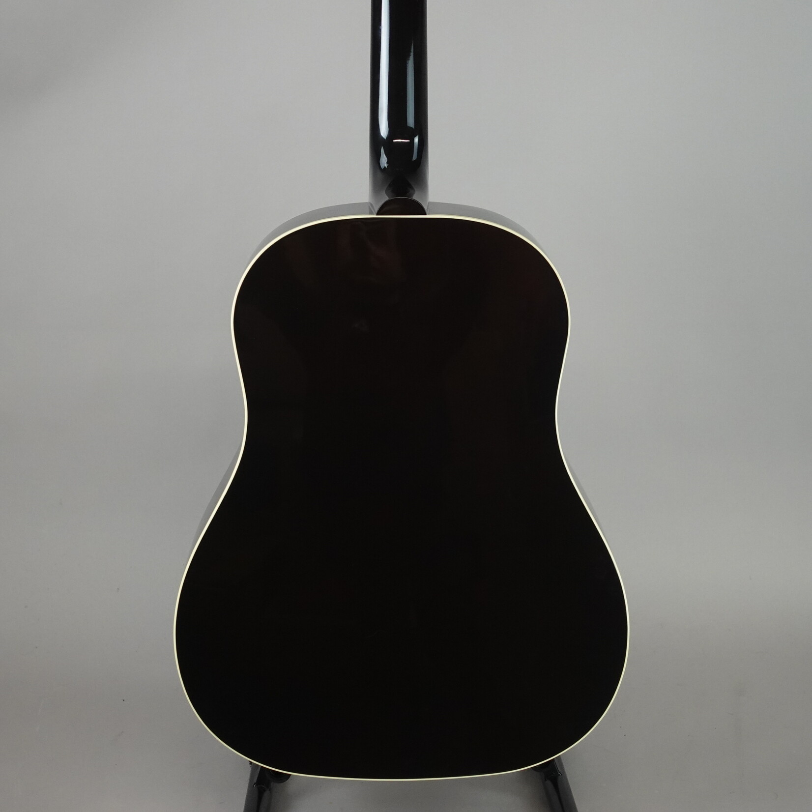 Gibson Acoustic J-45 Standard Acoustic Guitar W/Case - Vintage Sunburst