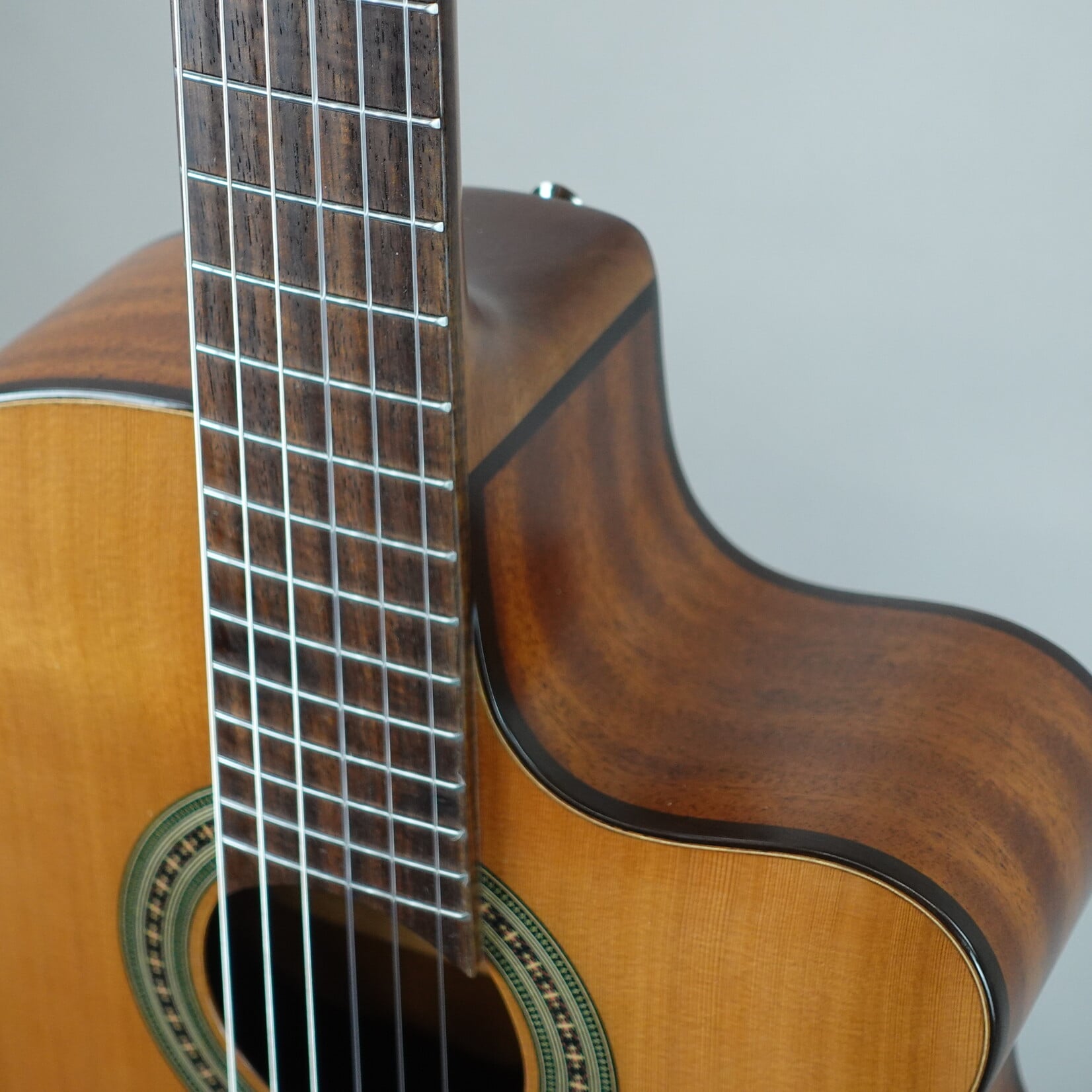 Alvarez AC65Hce Classical Hybrid Acoustic-Electric Guitar - Natural (Used)