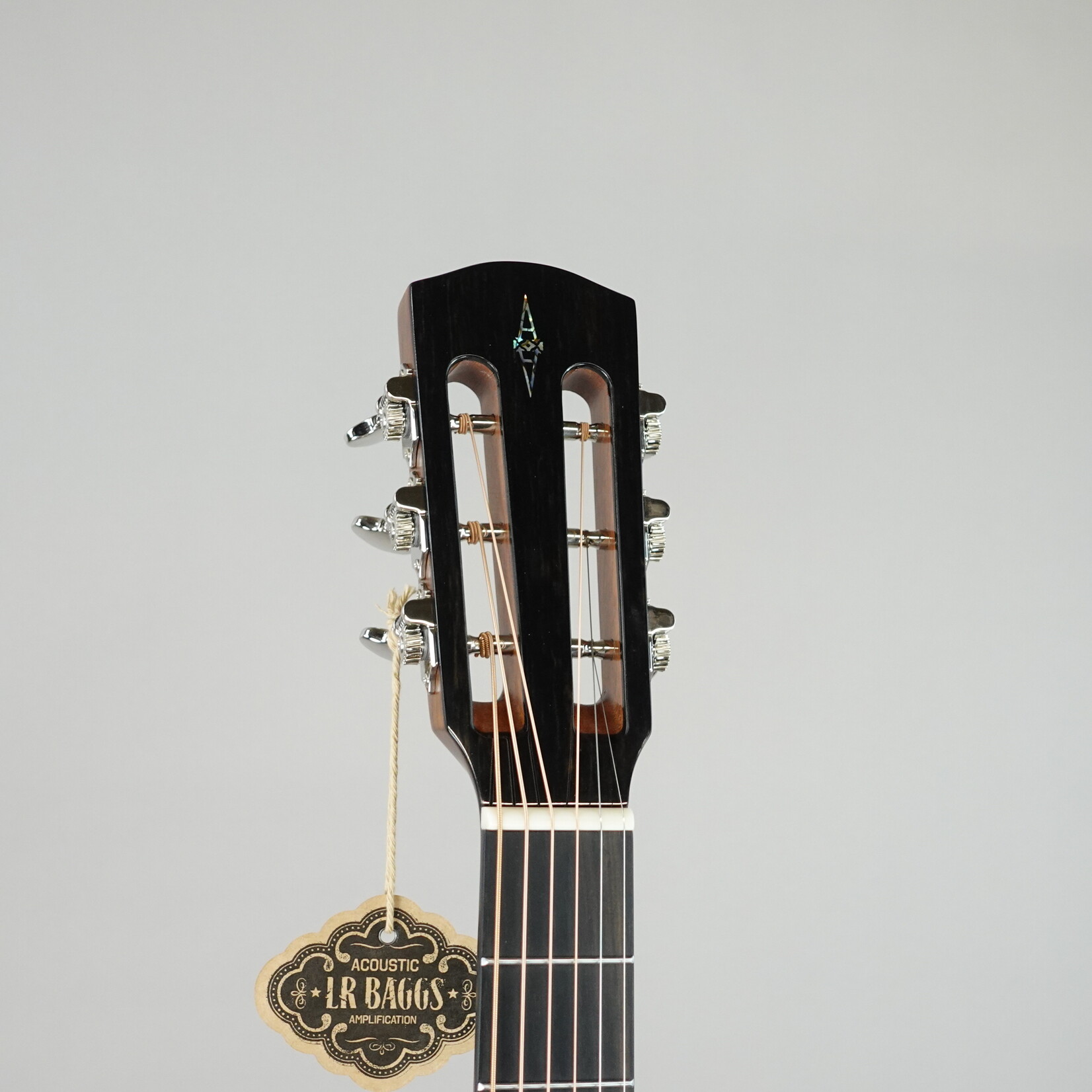 Alvarez LT60e Laureate Series 000-12 Acoustic-Electric Guitar W/Softshell Case - Natural