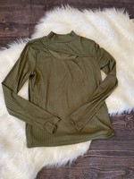 White Birch Long Sleeve Solid Knit Asymmetrical Olive Green