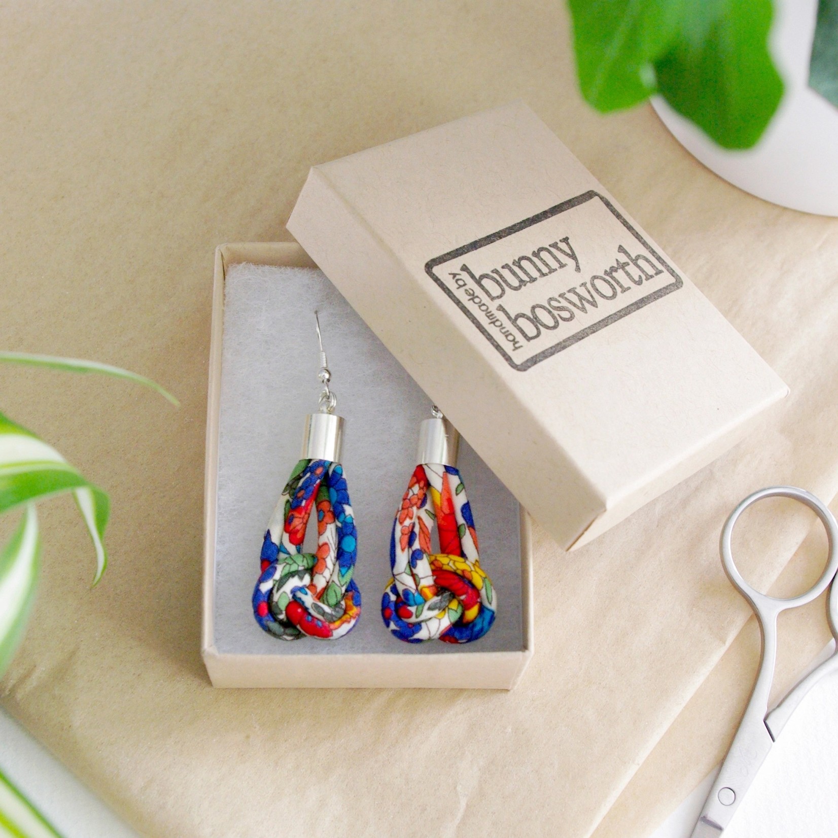 Knot Drop ER | MF | Margaret Annie