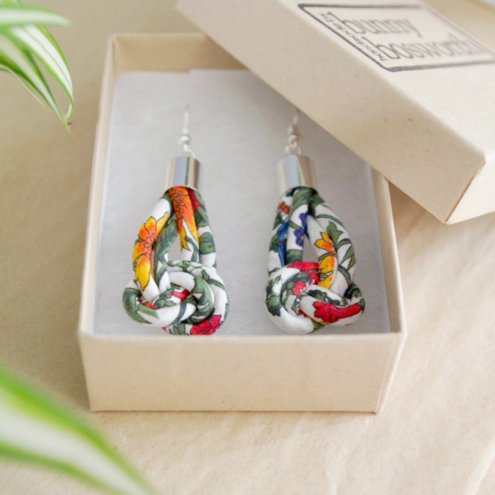 Knot Drop ER | MF | Rachel