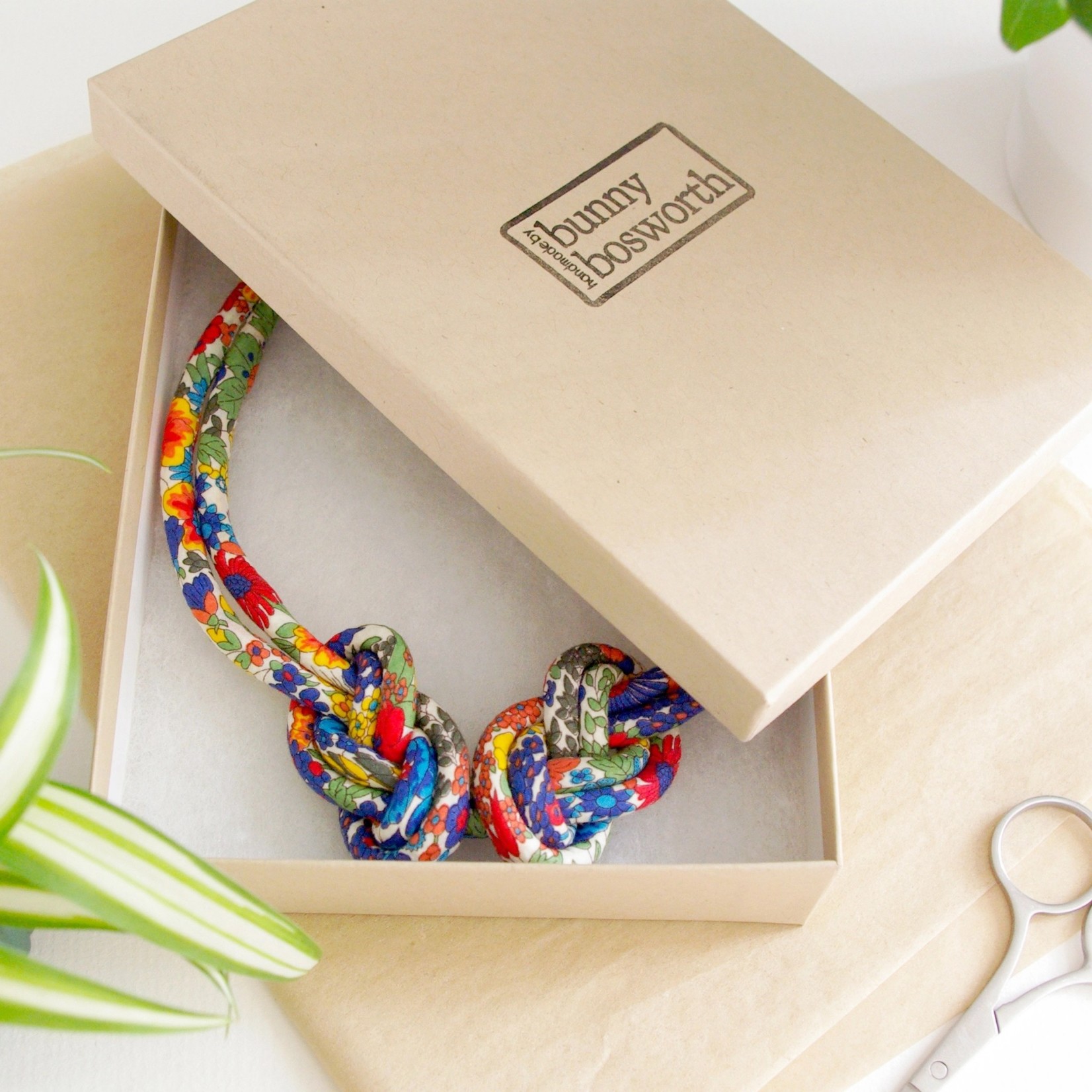 8-Knot NK | MF | Margaret Annie