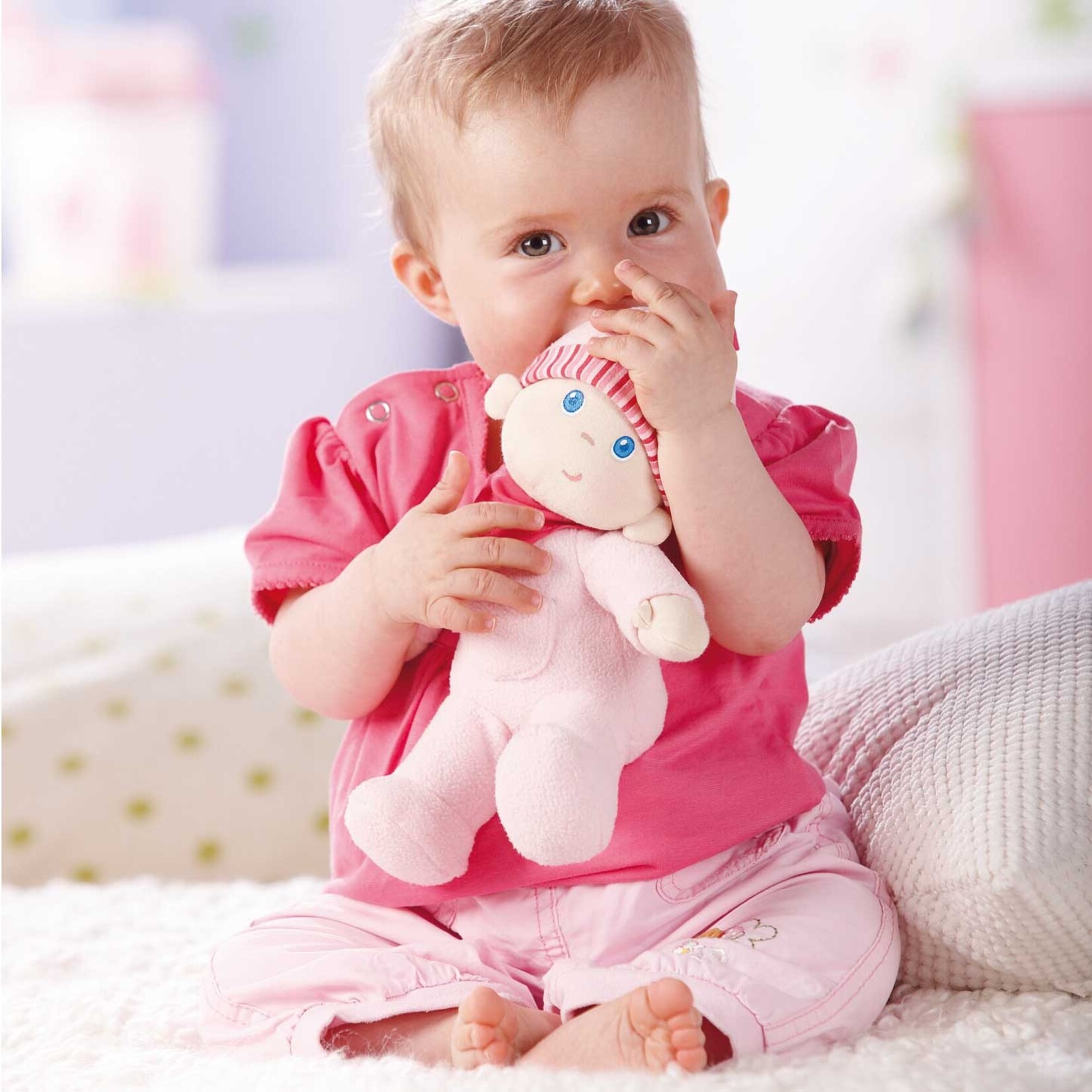 Snug-Up Doll Luisa (Pink)