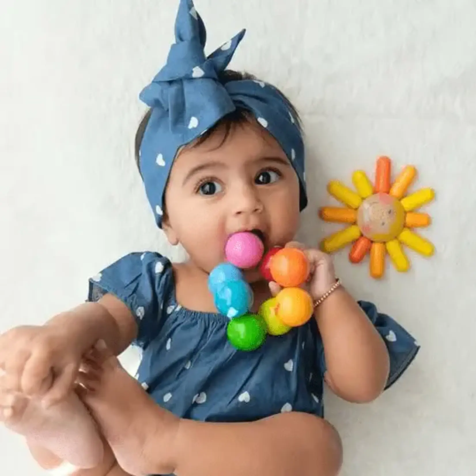 Magica Wooden Grasping Toy