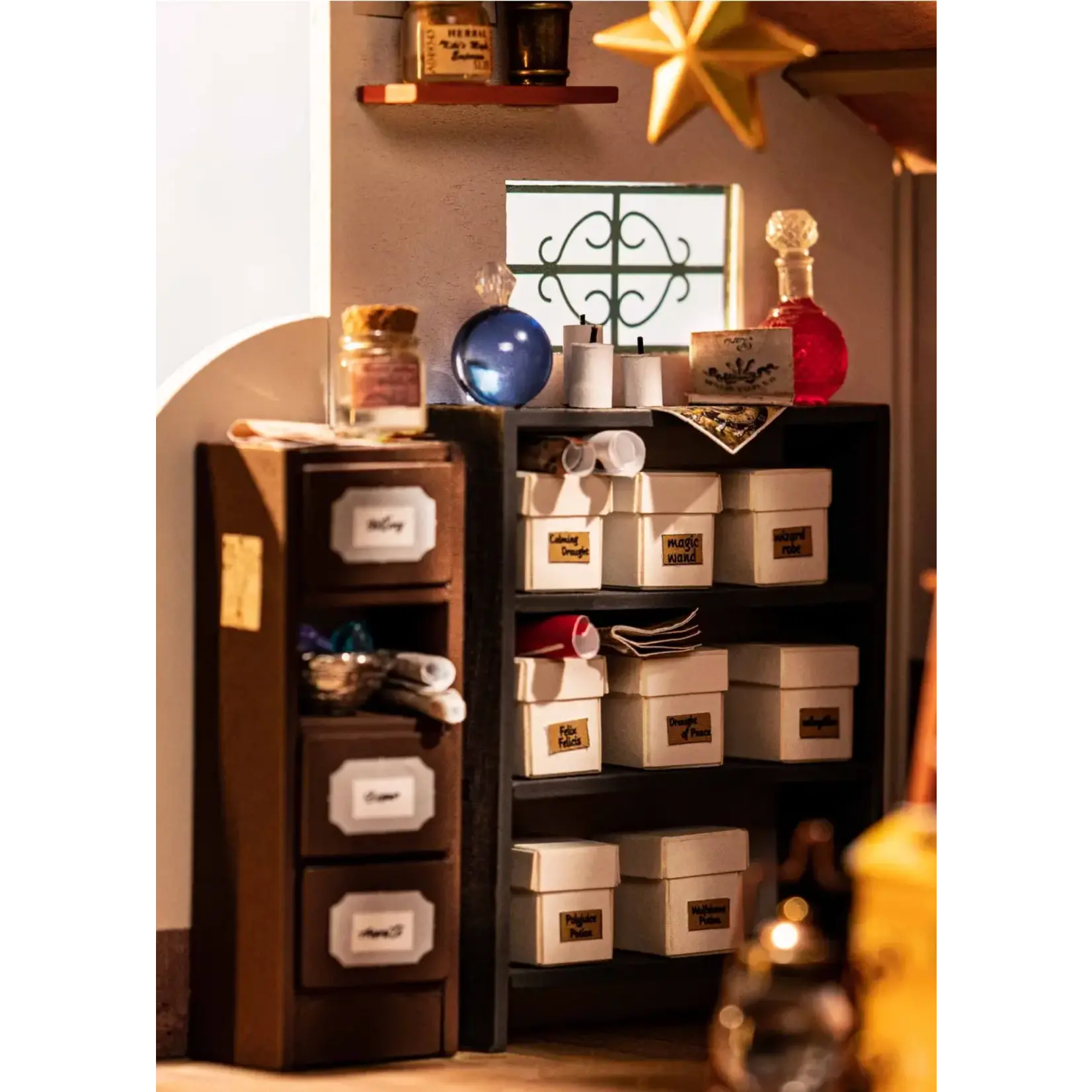 Hands Craft DG156, DIY Miniature House Kit: Alice's Tea Store